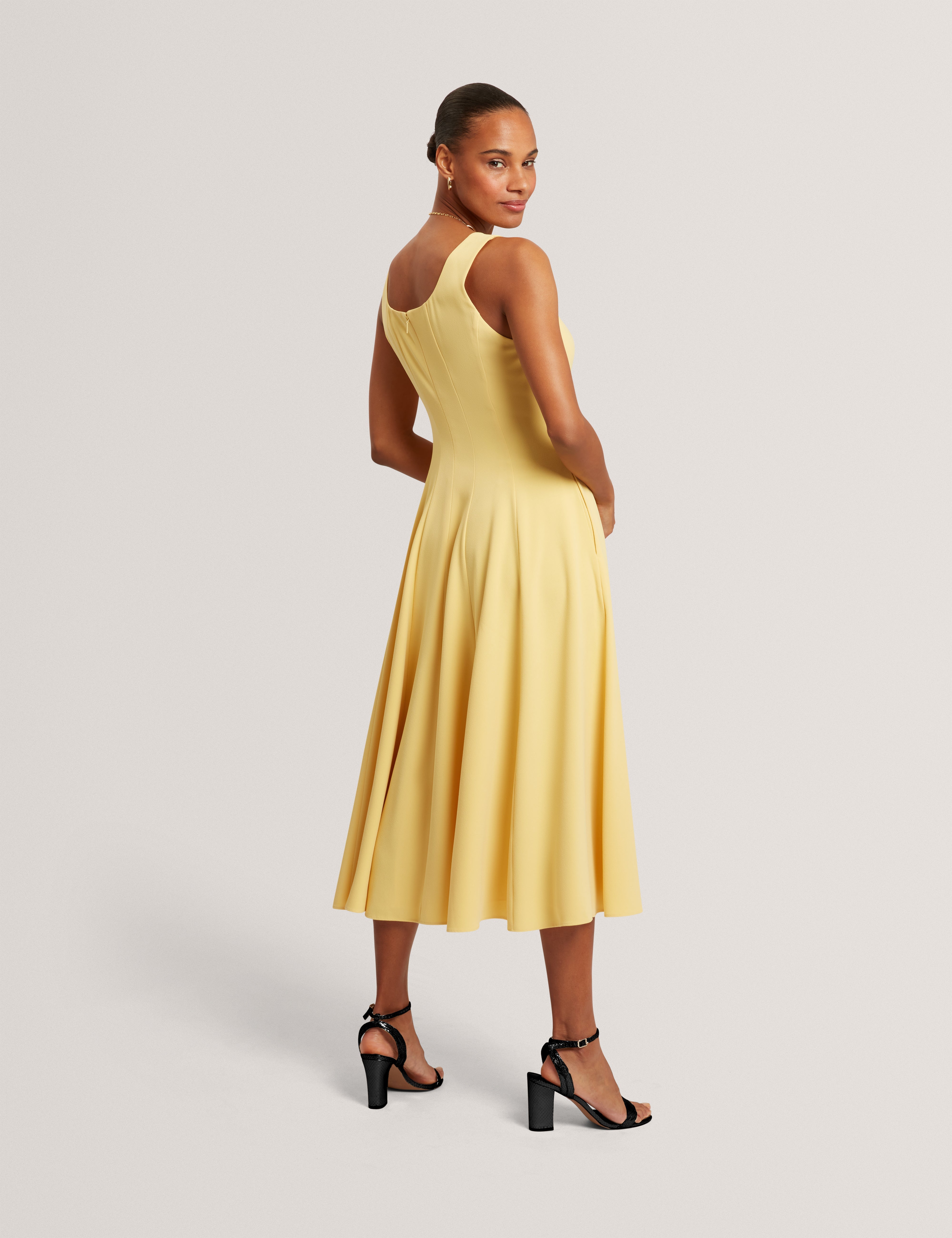 Arlott Panelled Midi Dress Lt-Yellow