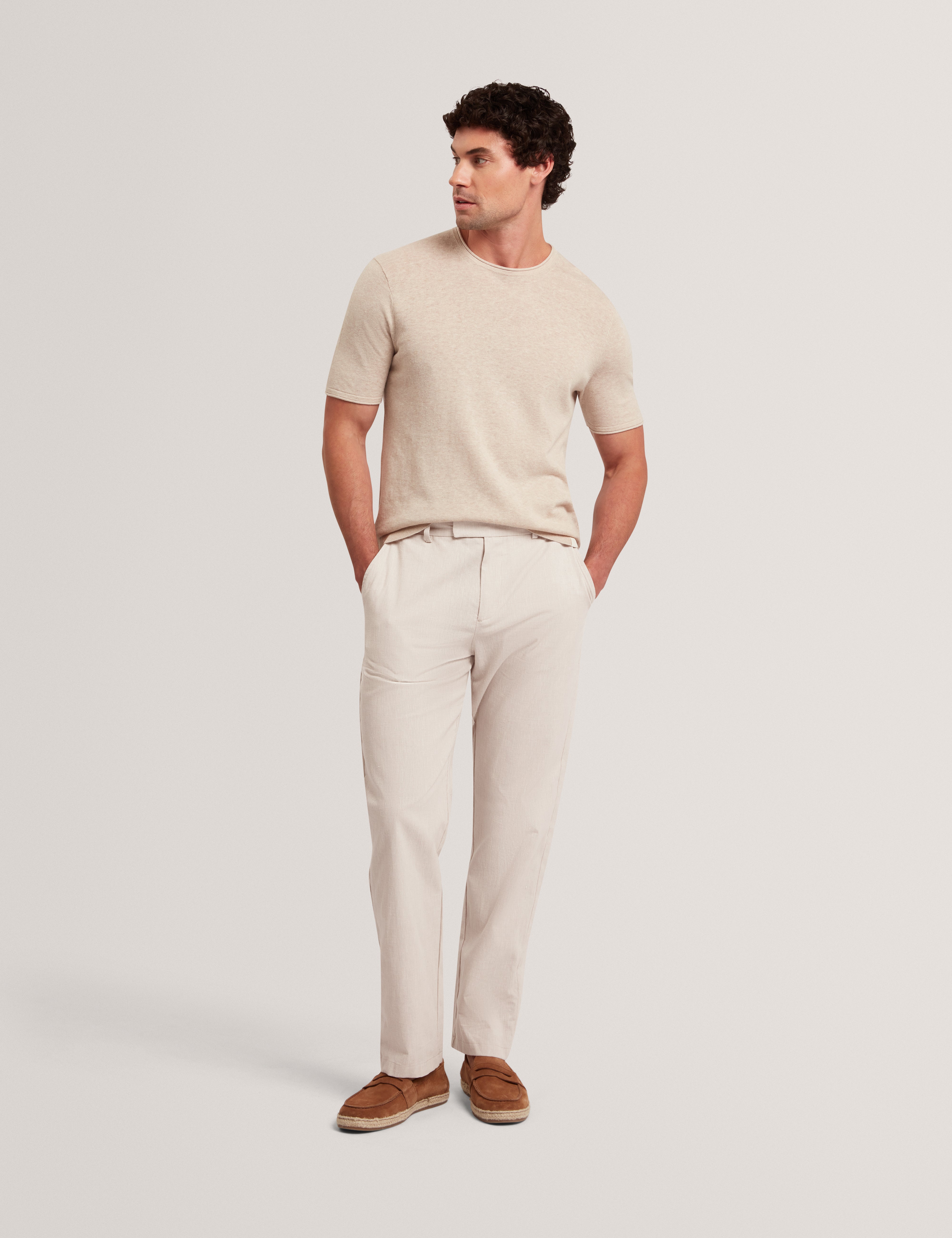 Mobedo Tapered Houndstooth Trousers Stone