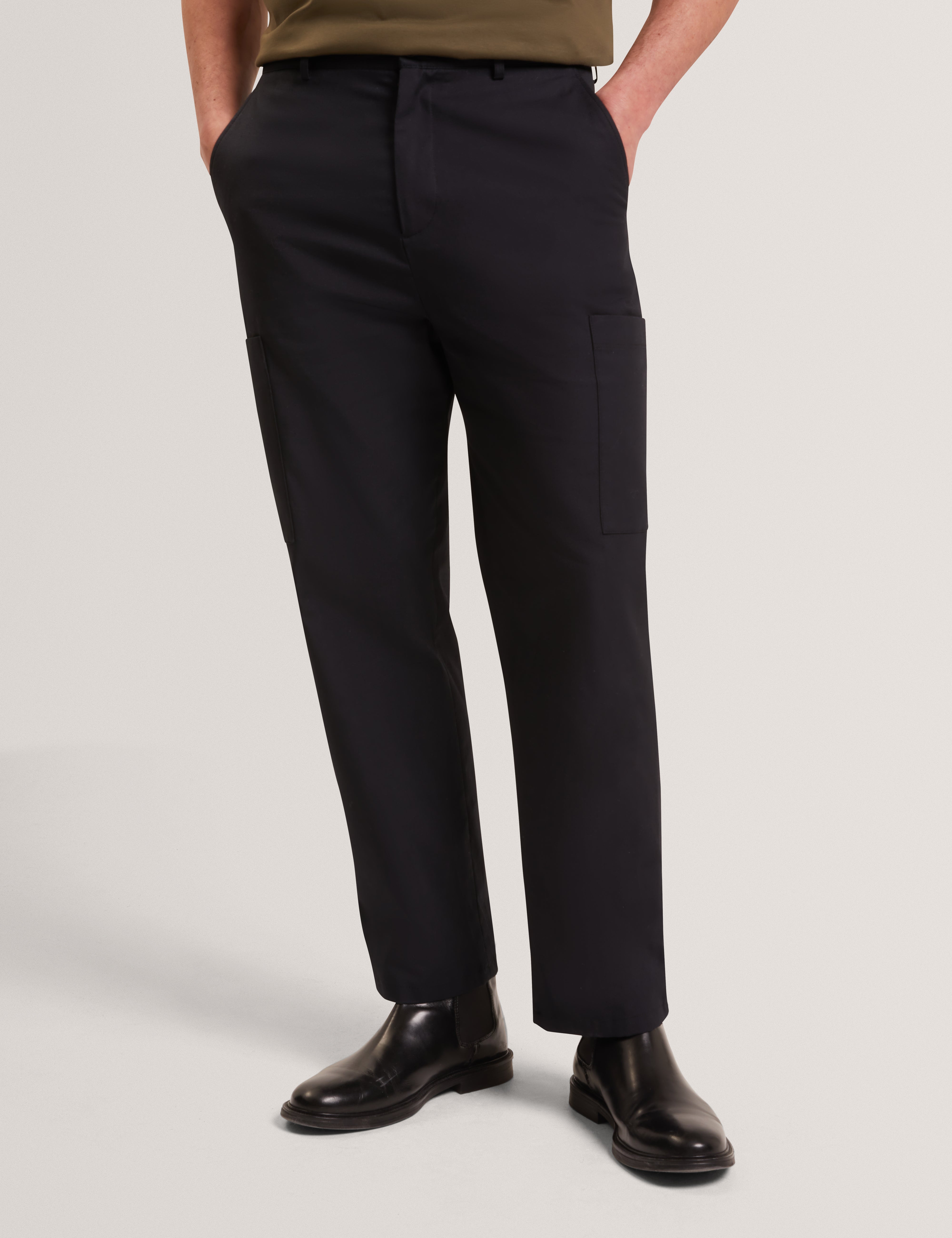Portyal Casual Crop Taper Black