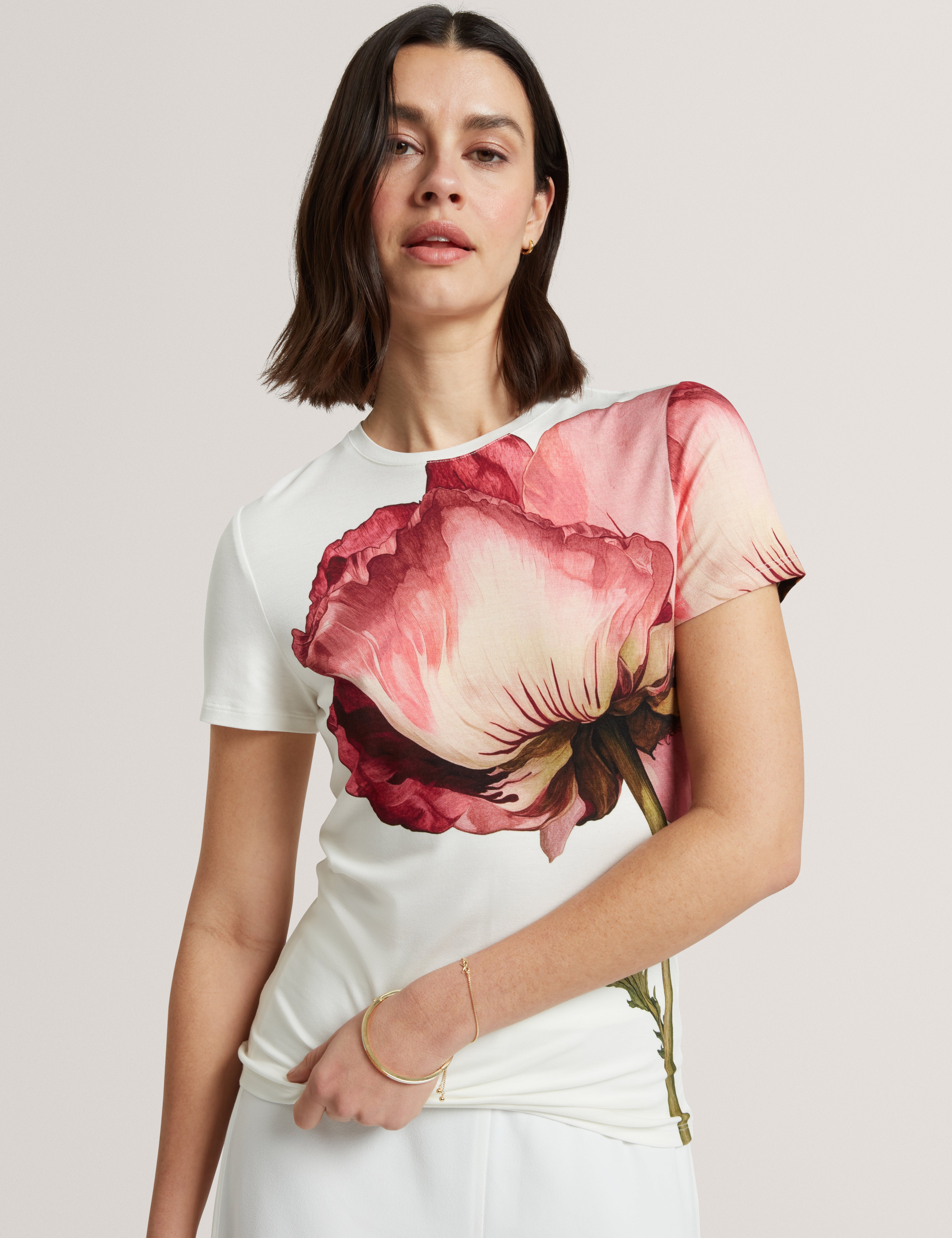 Obrey Short Sleeve Printed Fitted Tee Ivory
