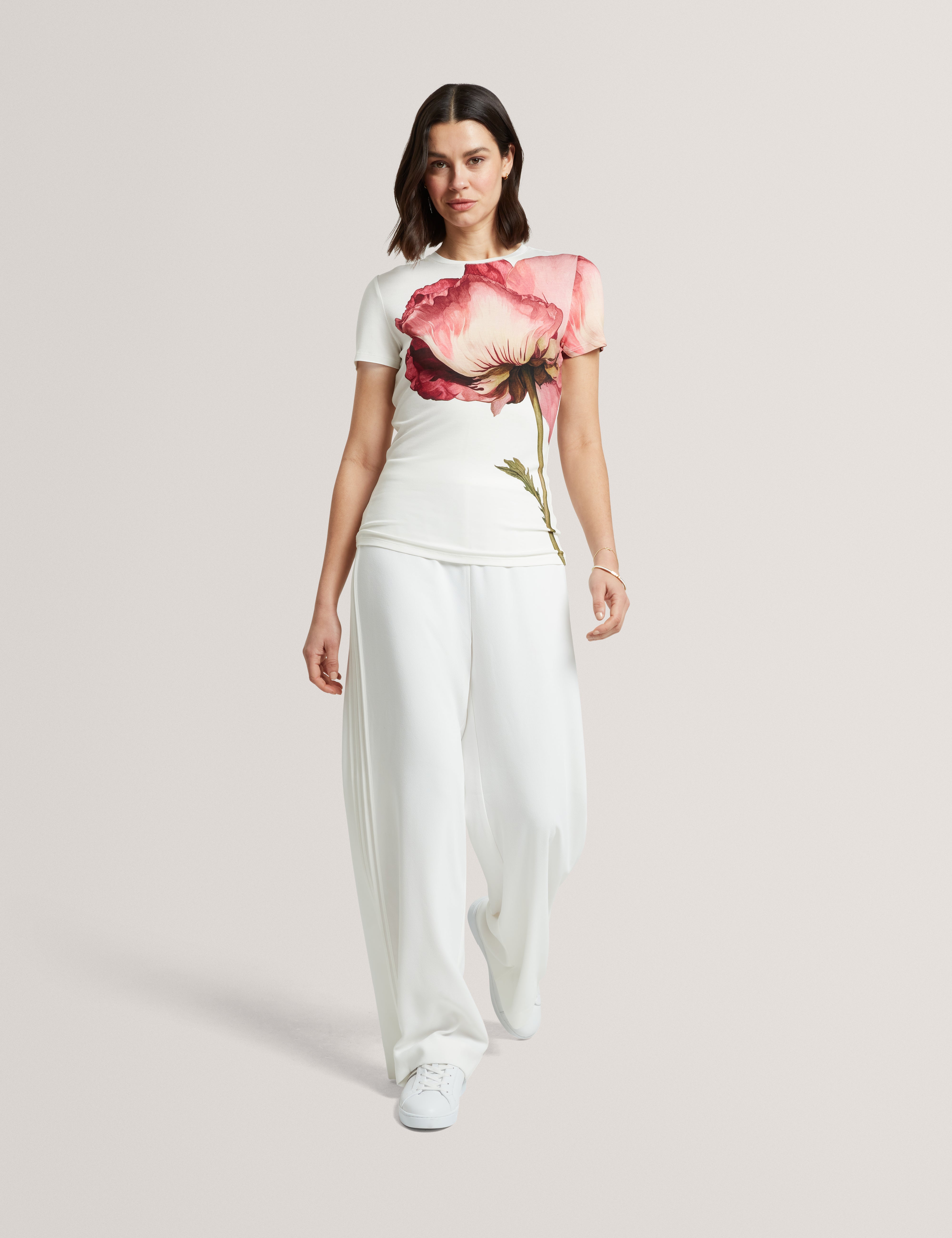Obrey Short Sleeve Printed Fitted Tee Ivory