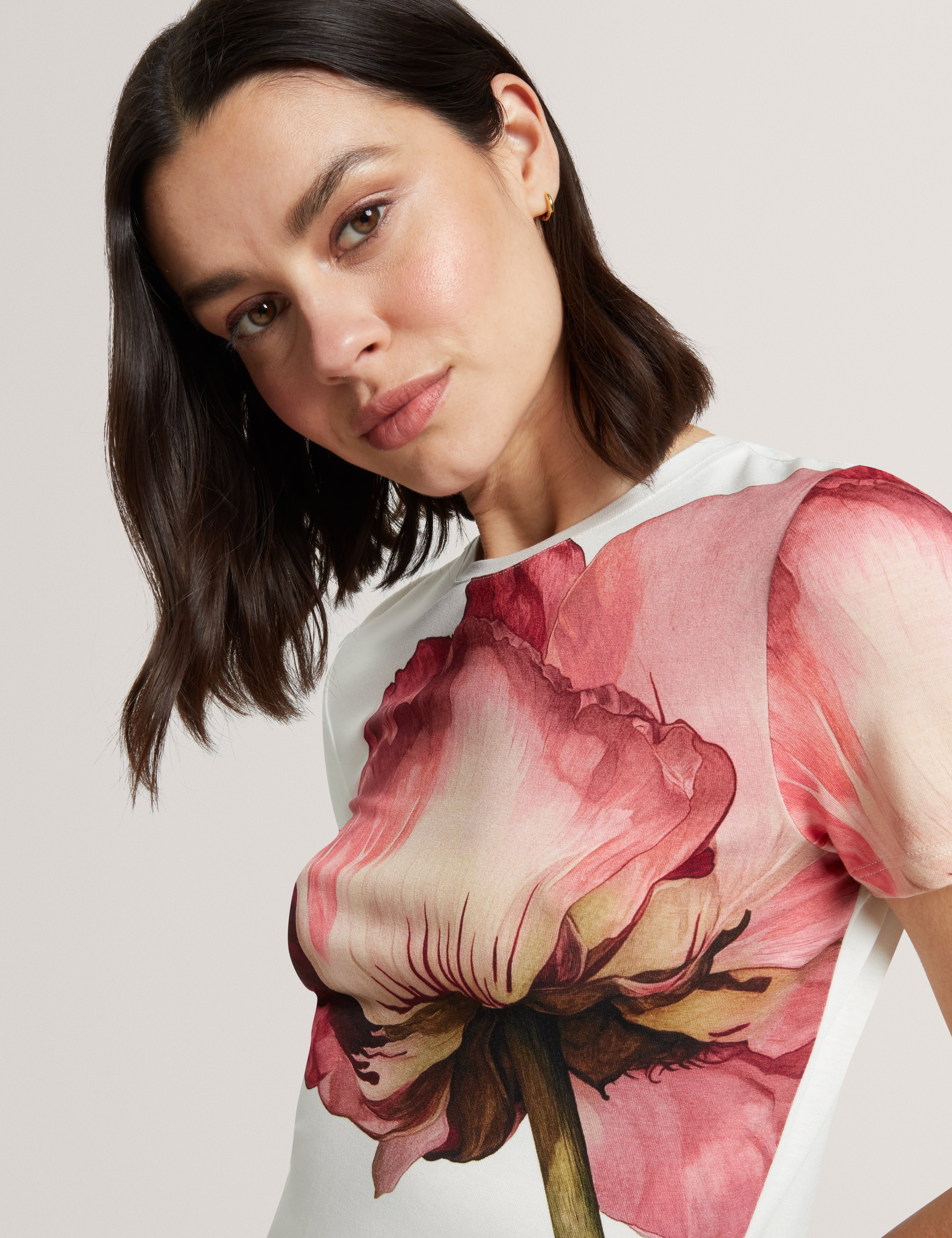 Obrey Short Sleeve Printed Fitted Tee Ivory