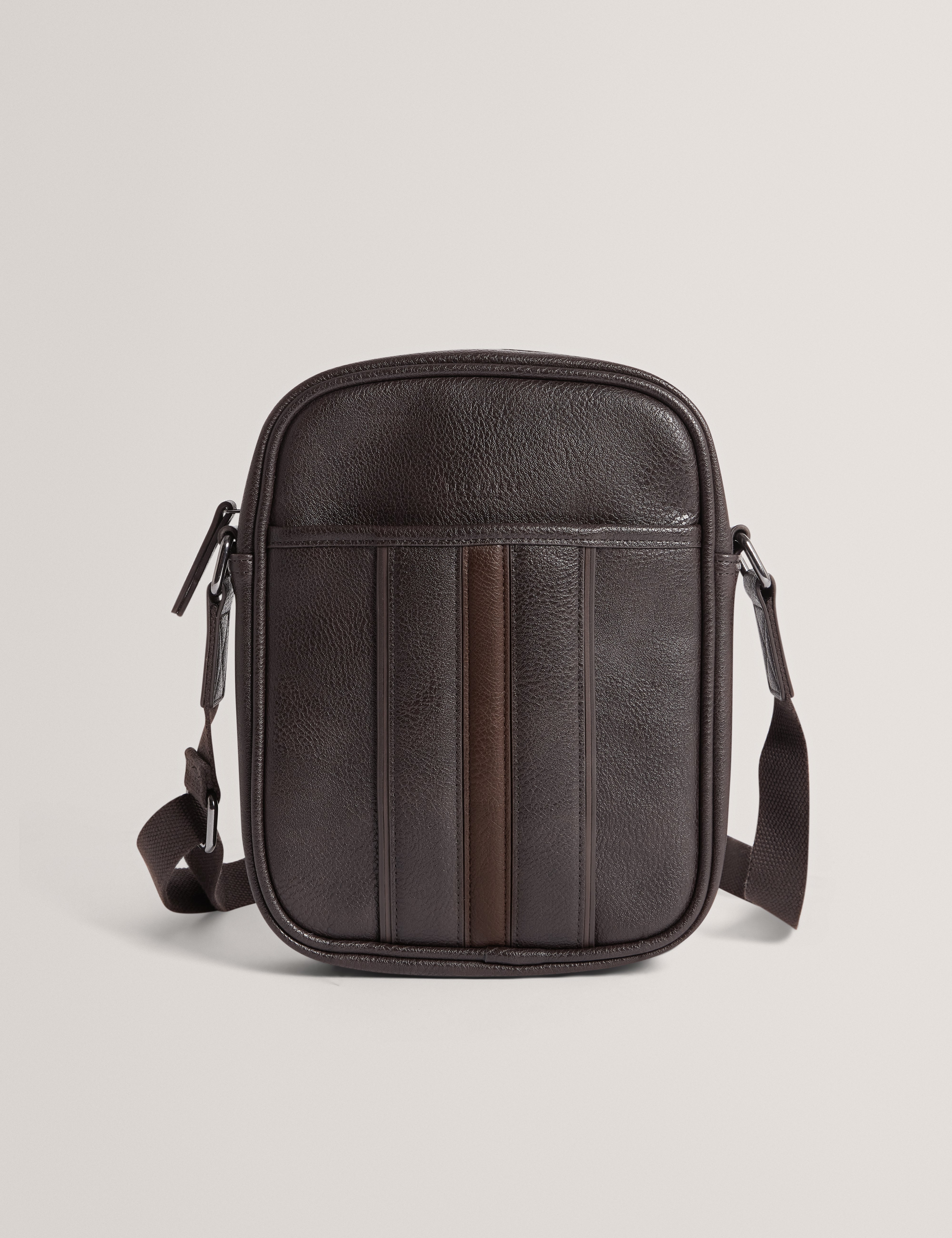 Keiigan Stripe Pu Flight Bag Brn-Choc