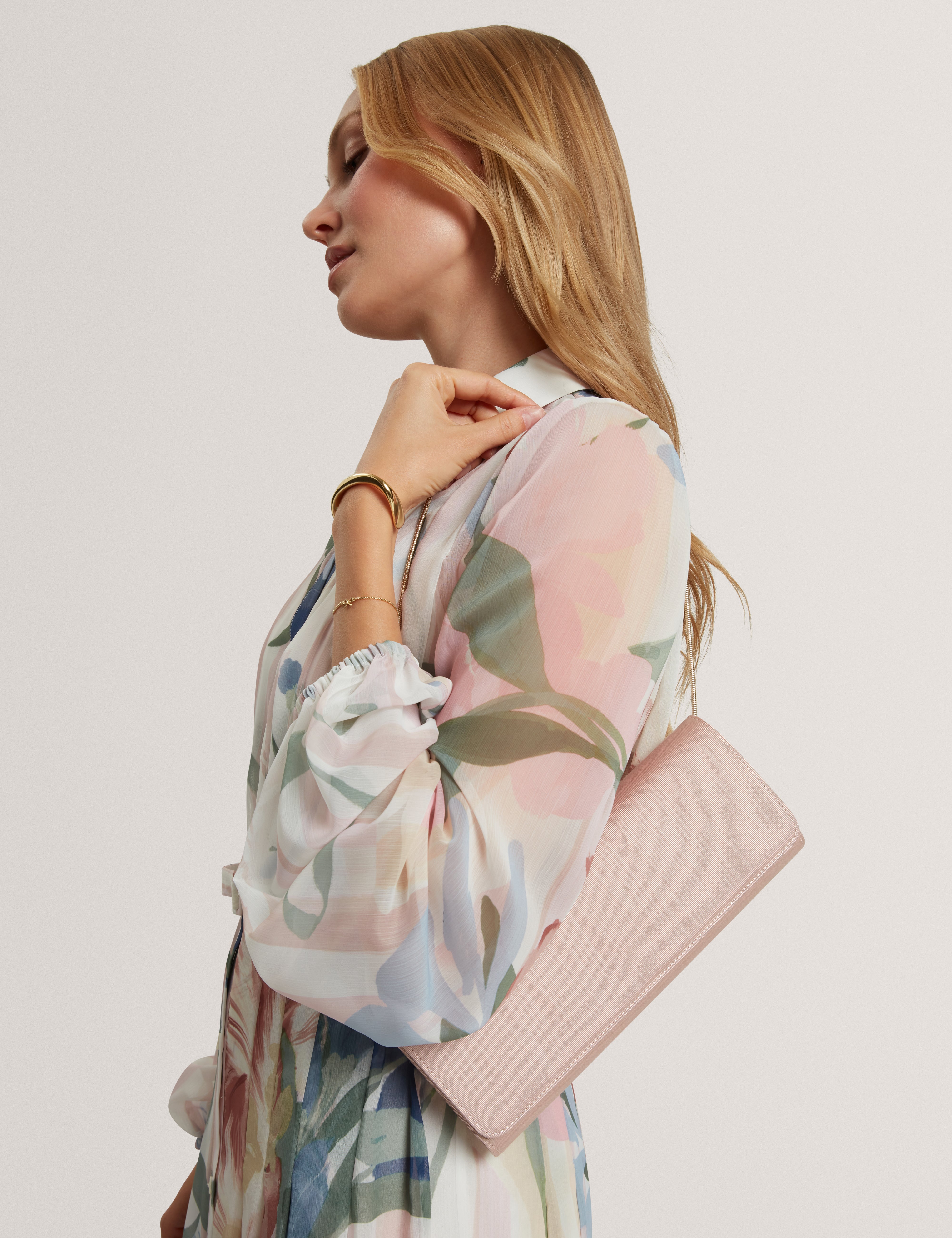 Maliisa Moire Baguette Clutch Bag Lt-Pink