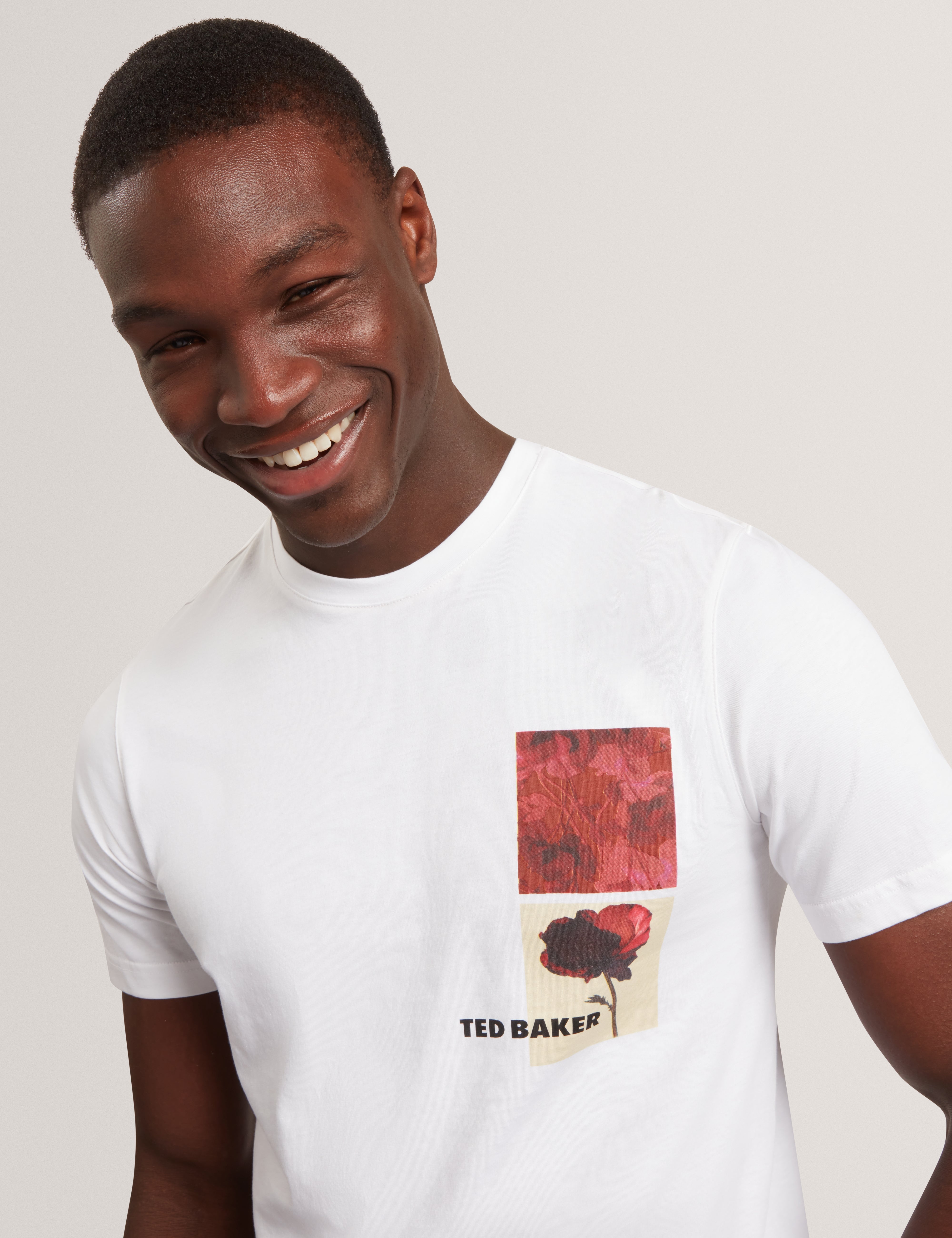 Floraen Short Sleeve Chest Graphic T-Shirt White