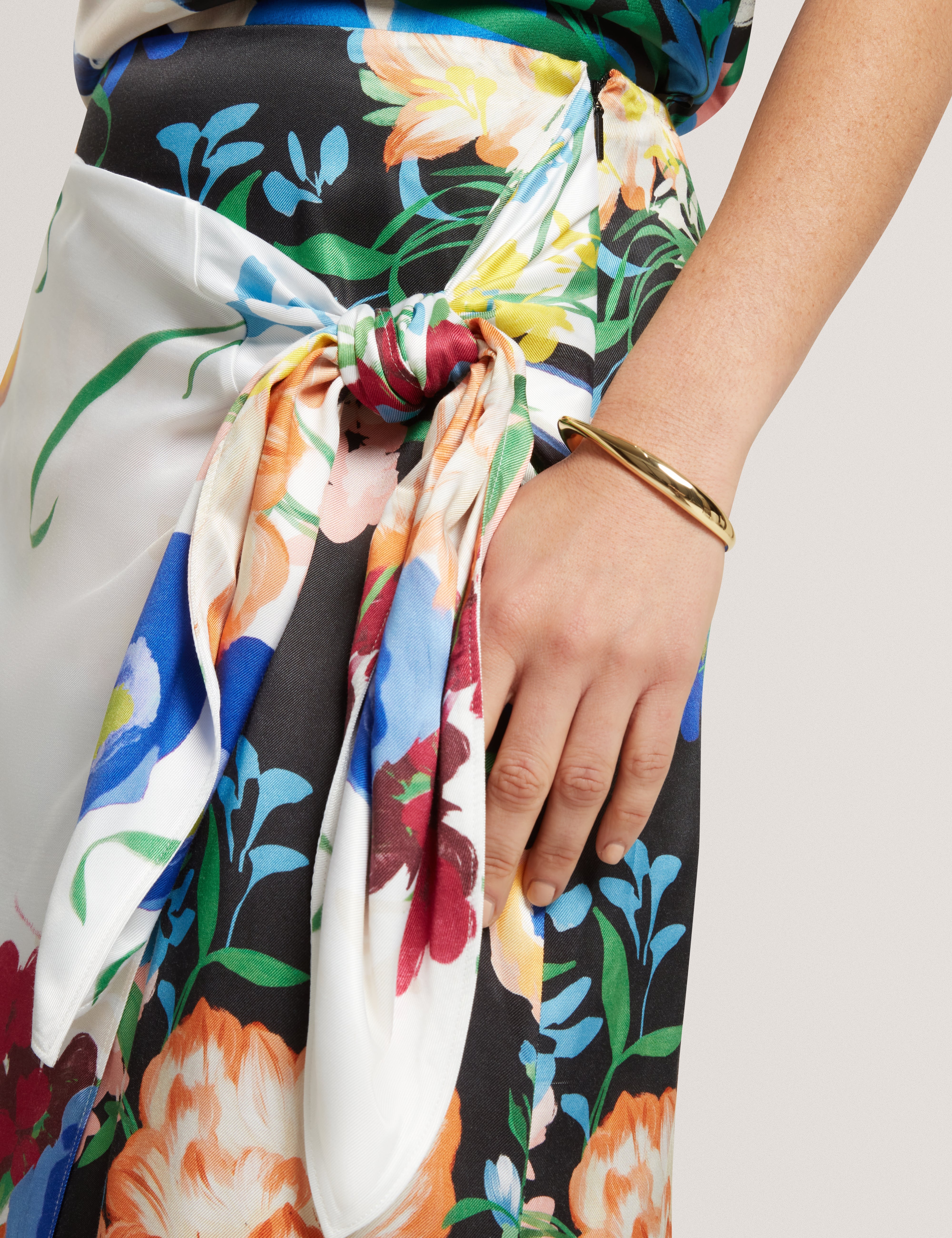 Allmia Floral Print Knot Detail Wrap Midi Skirt Black