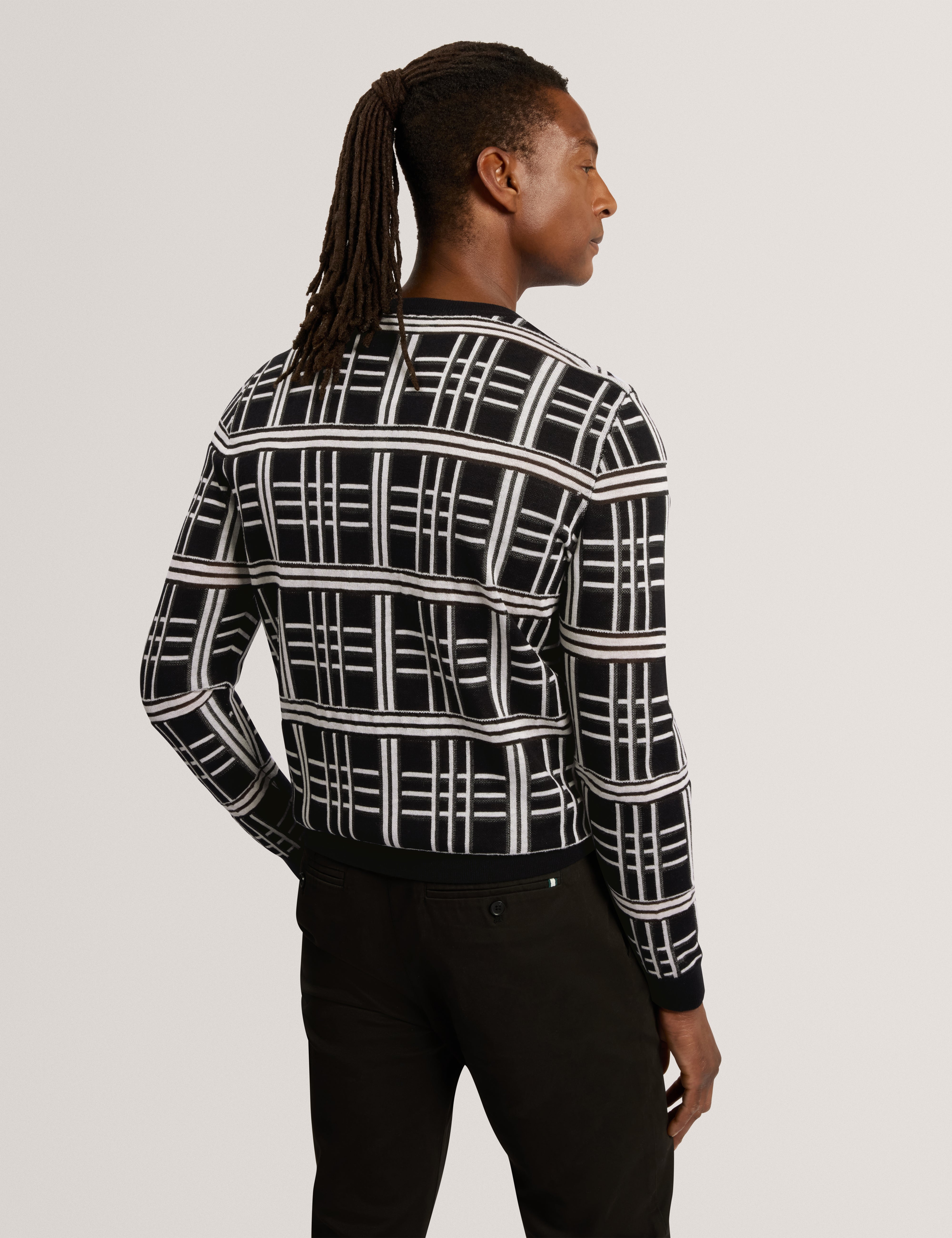 Eatton Check Stitch Crew Neck Black