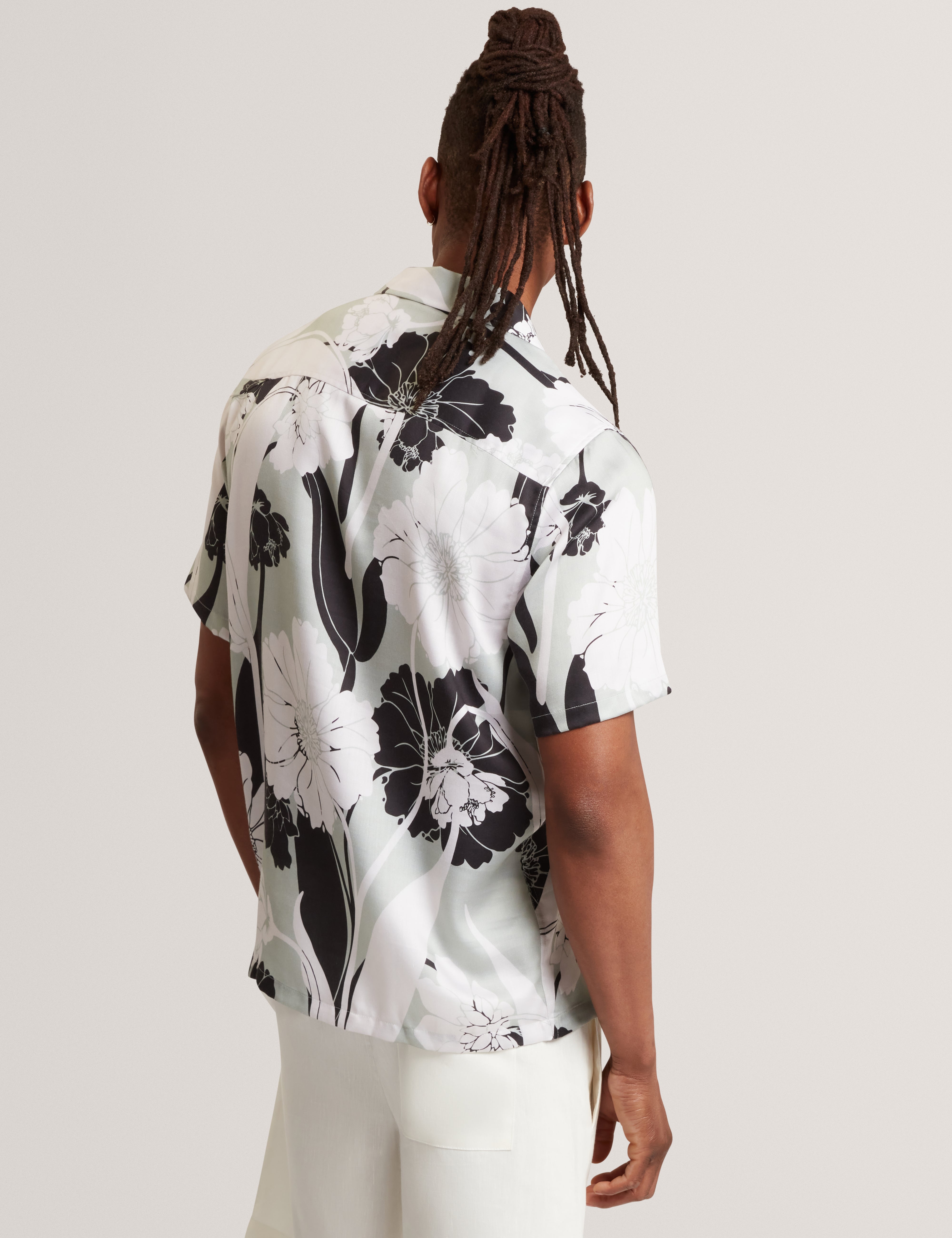 Thorgan Ss Regular Bold Floral Lt-Green