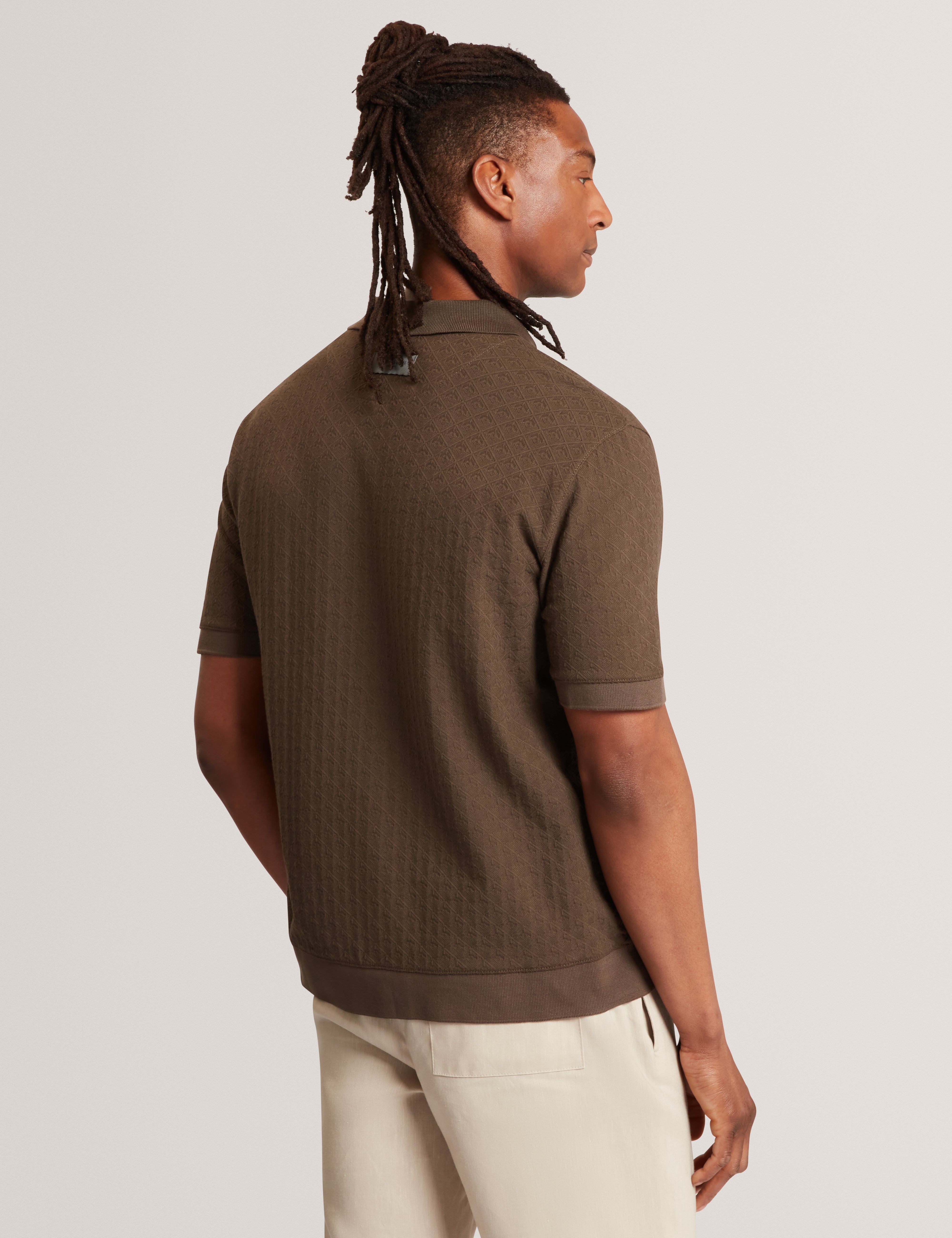 Doltten Ss Textured Button Through Polo Dk-Brown