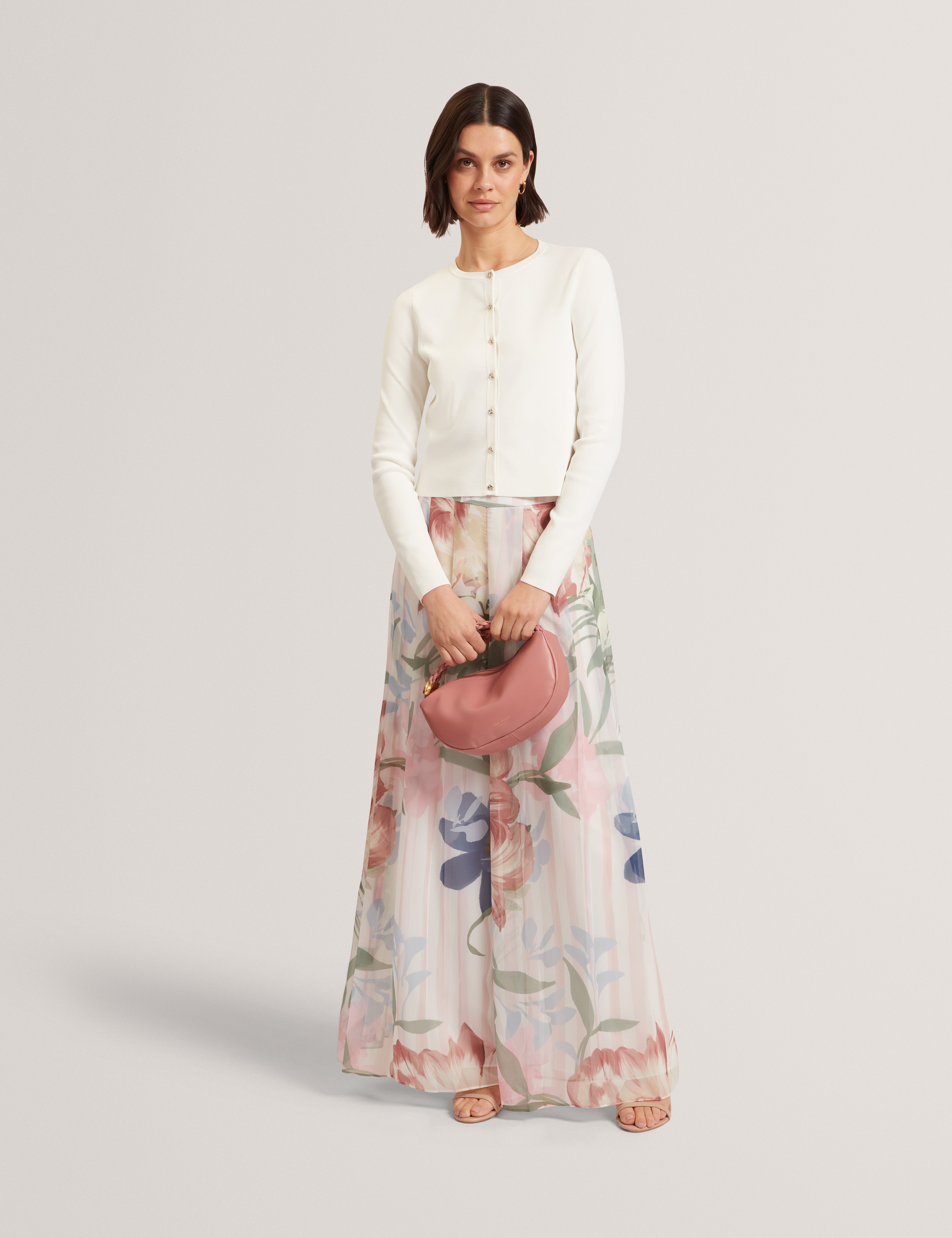Vedla Cropped Crew Neck Cardigan Ivory