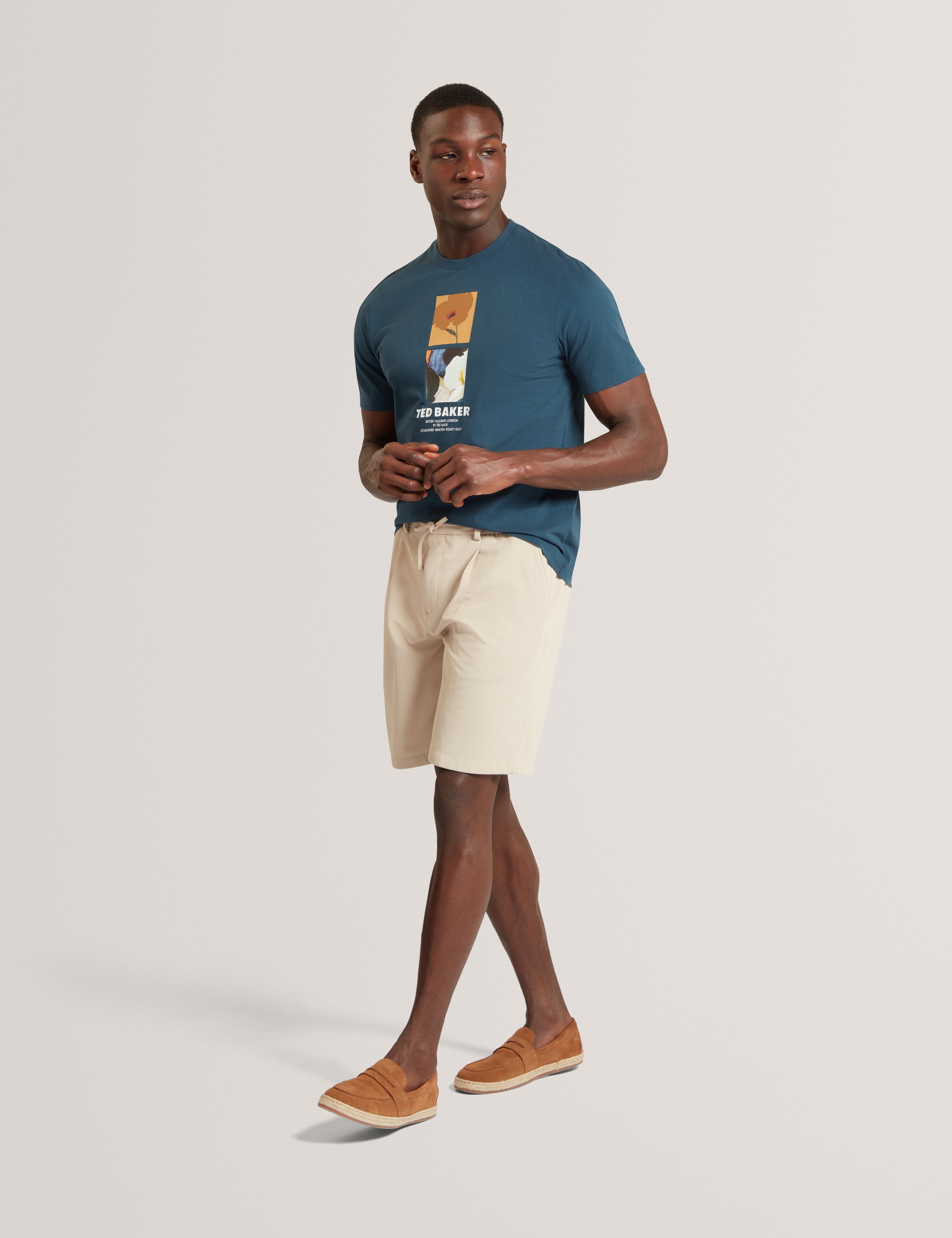 Lambbet Ss Floral Box Print T-Shirt Navy