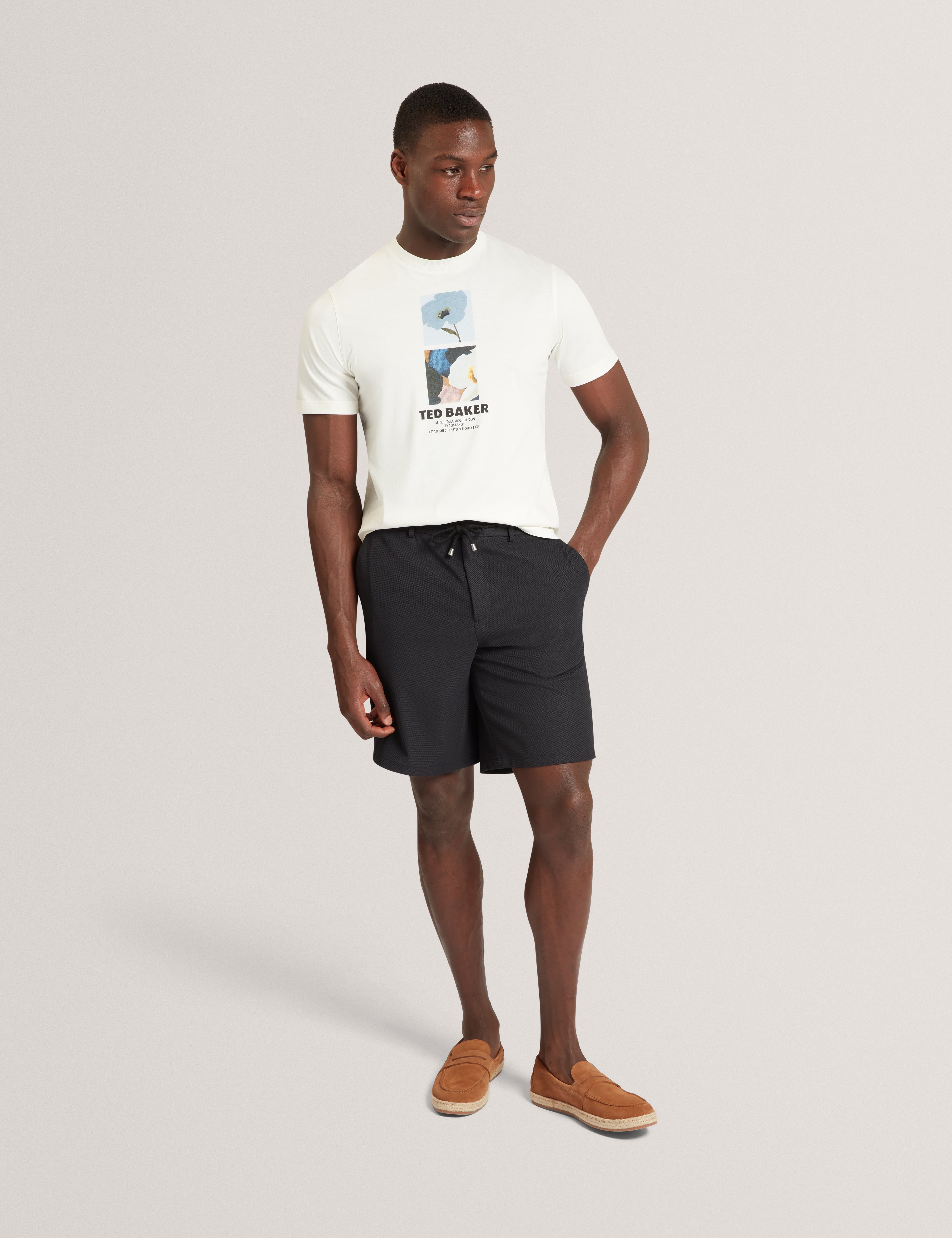 Lambbet Ss Floral Box Print T-Shirt White