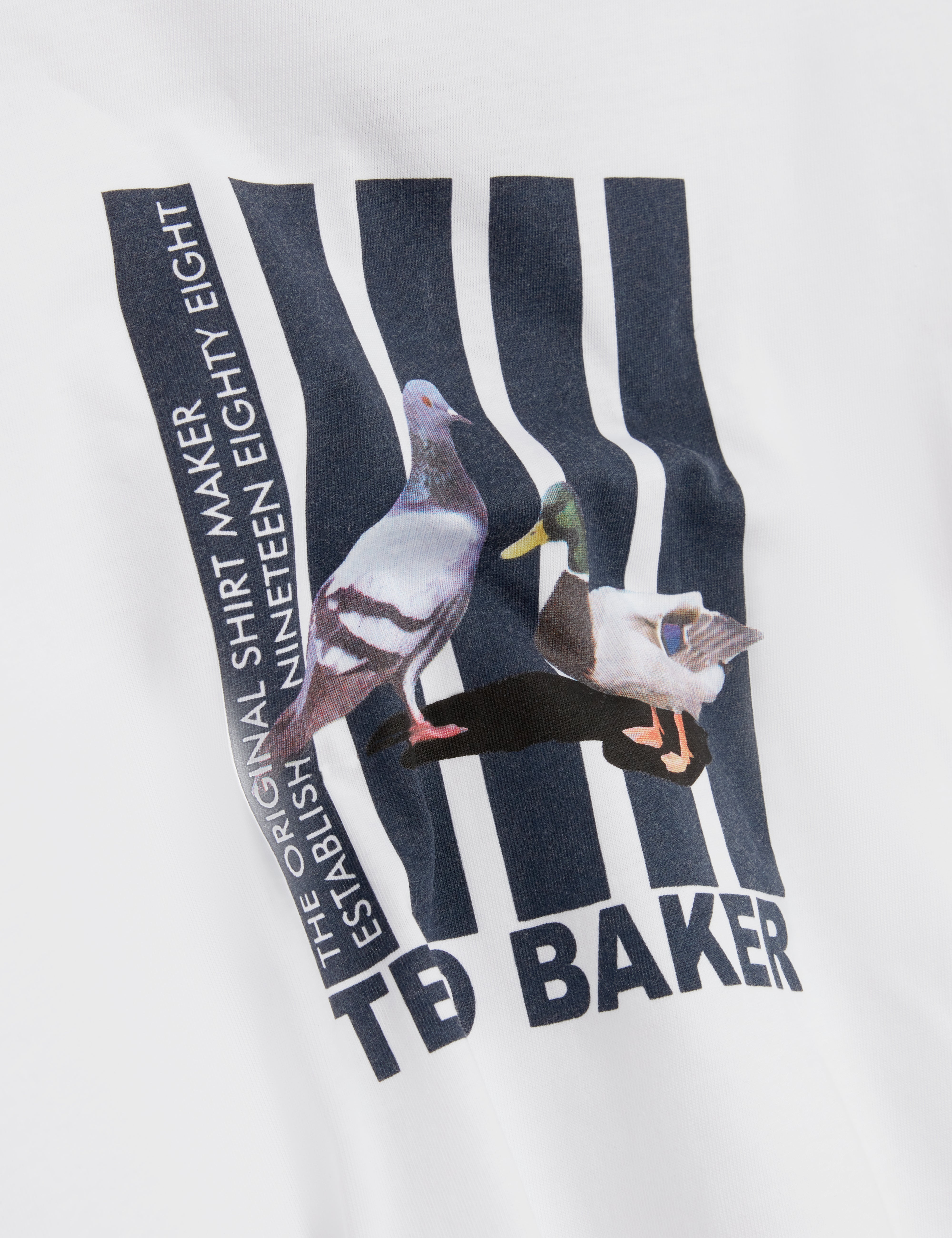 Waitte Short Sleeve Duck Graphic T-Shirt White