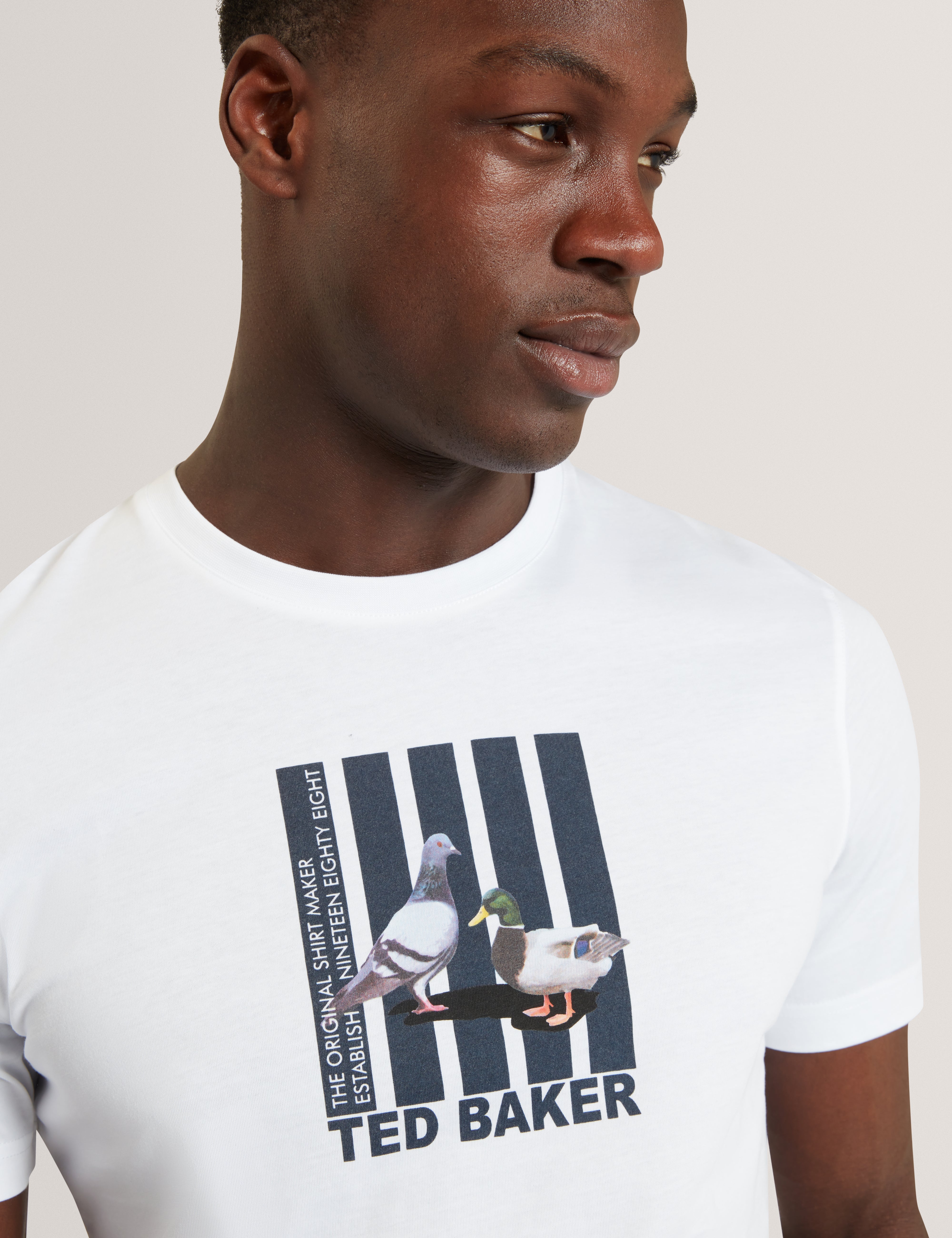 Waitte Short Sleeve Duck Graphic T-Shirt White