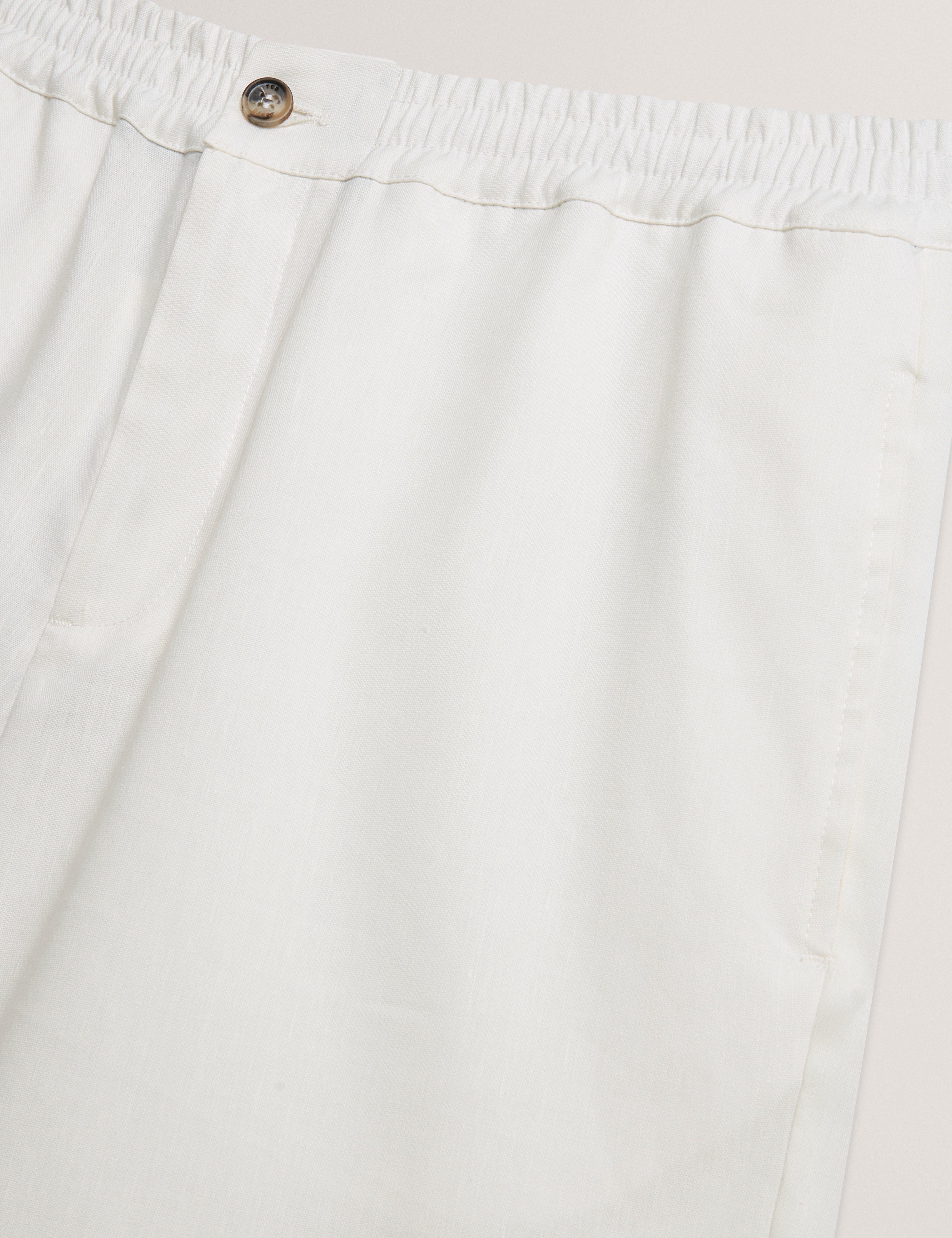 Culves Relaxed Linen Blend Short White