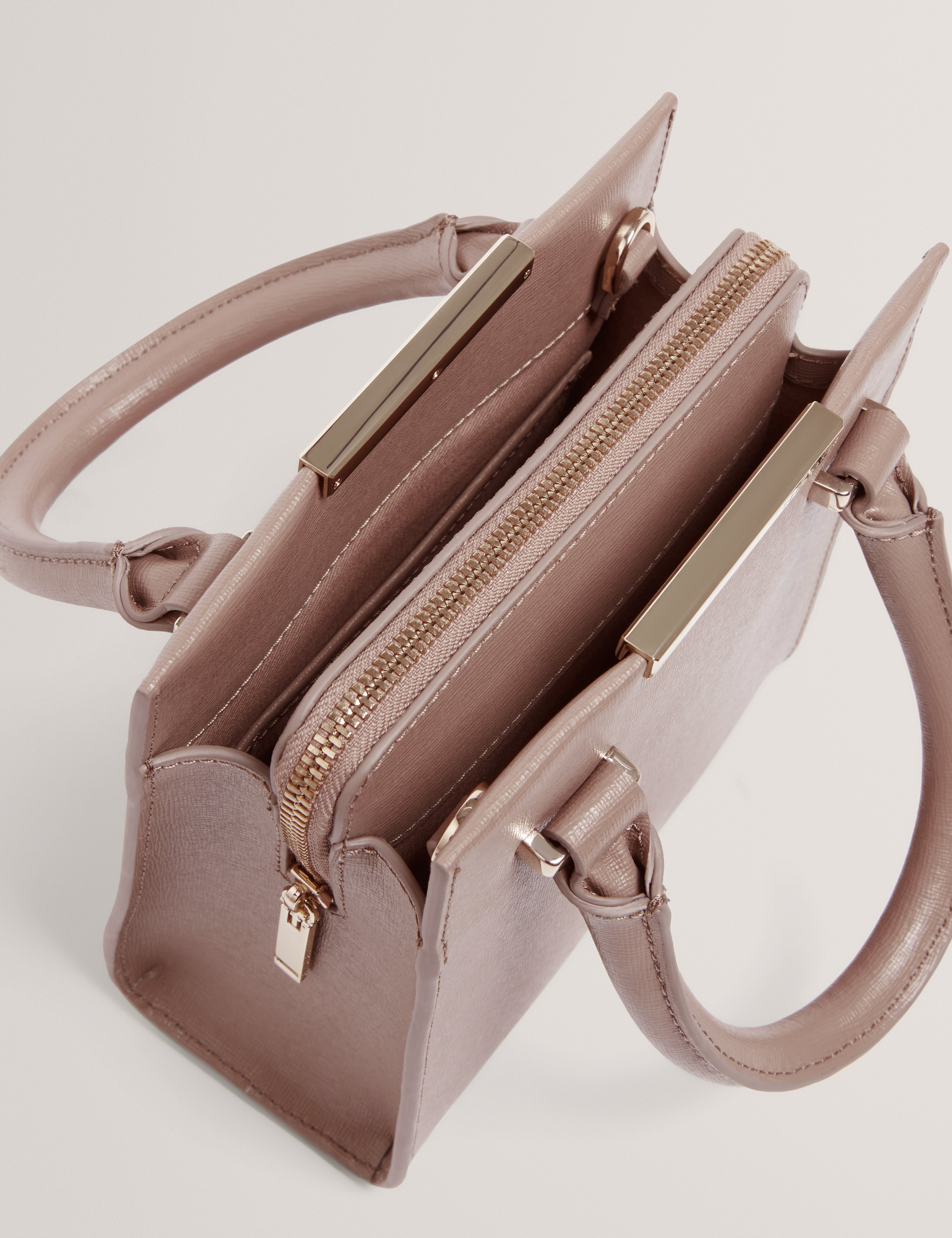 Reniiya Bar Detail Small Tote Bag Taupe