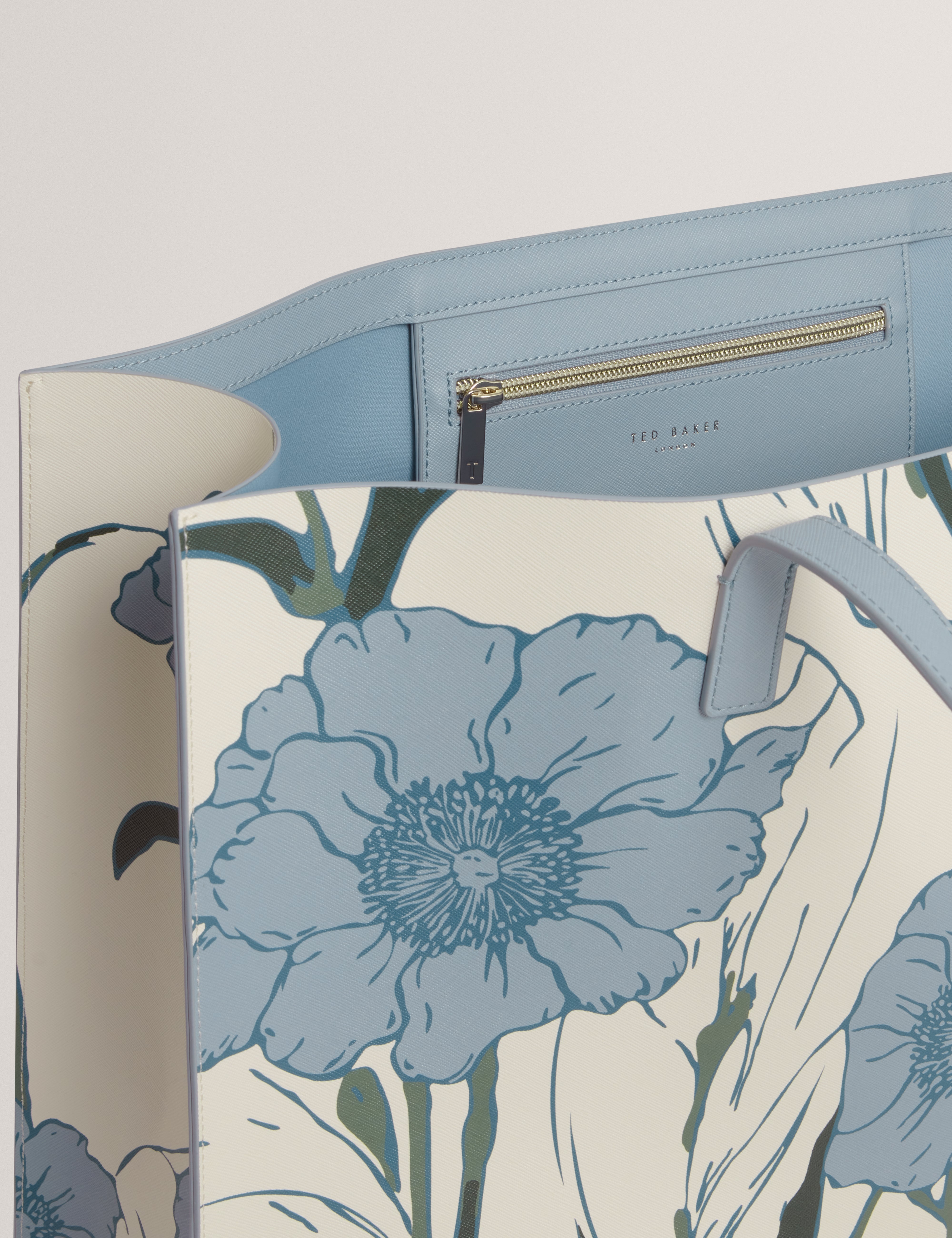 Tooocon Floral Print Extra Large Icon Bag White