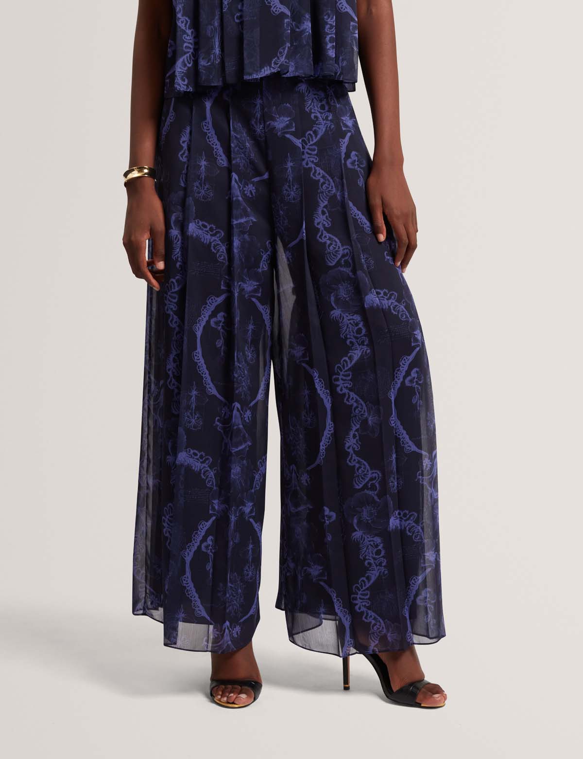 Solian Printed Box Pleat Wide Leg Trouser Navy