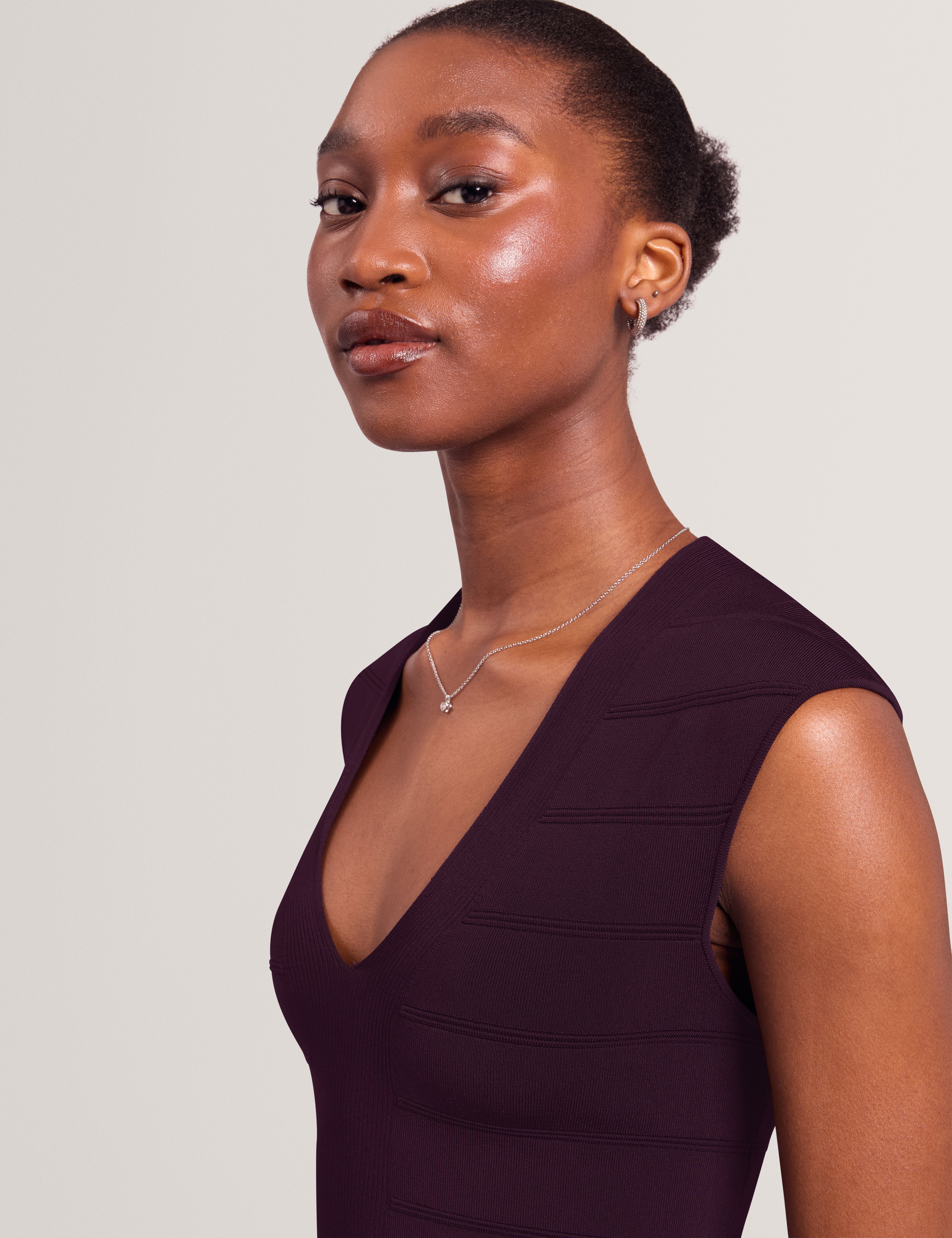 Asterie Bandage V Neck Bodycon Dress Dp-Purple