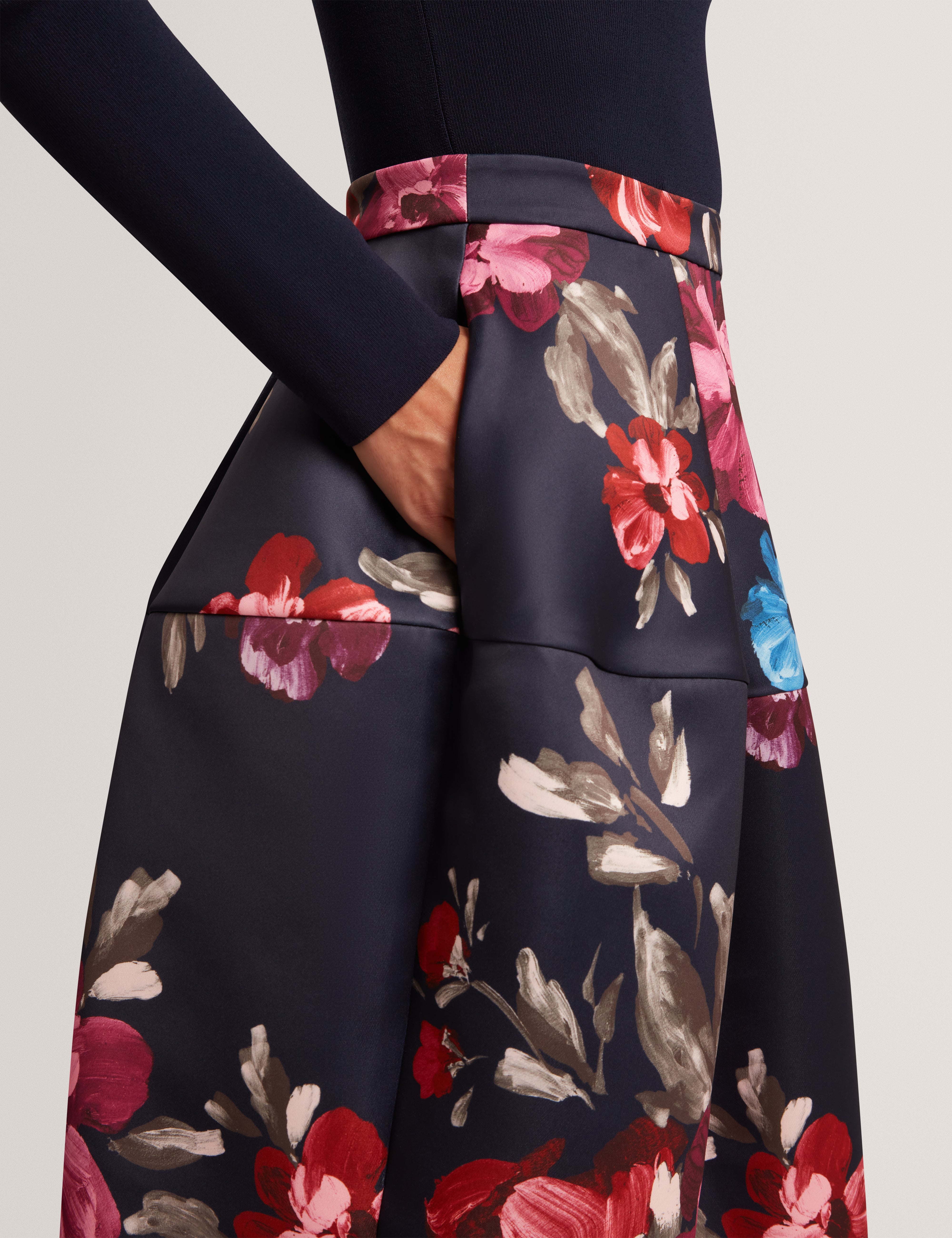 Elarra Midi Dress With Printed Ottoman Navy