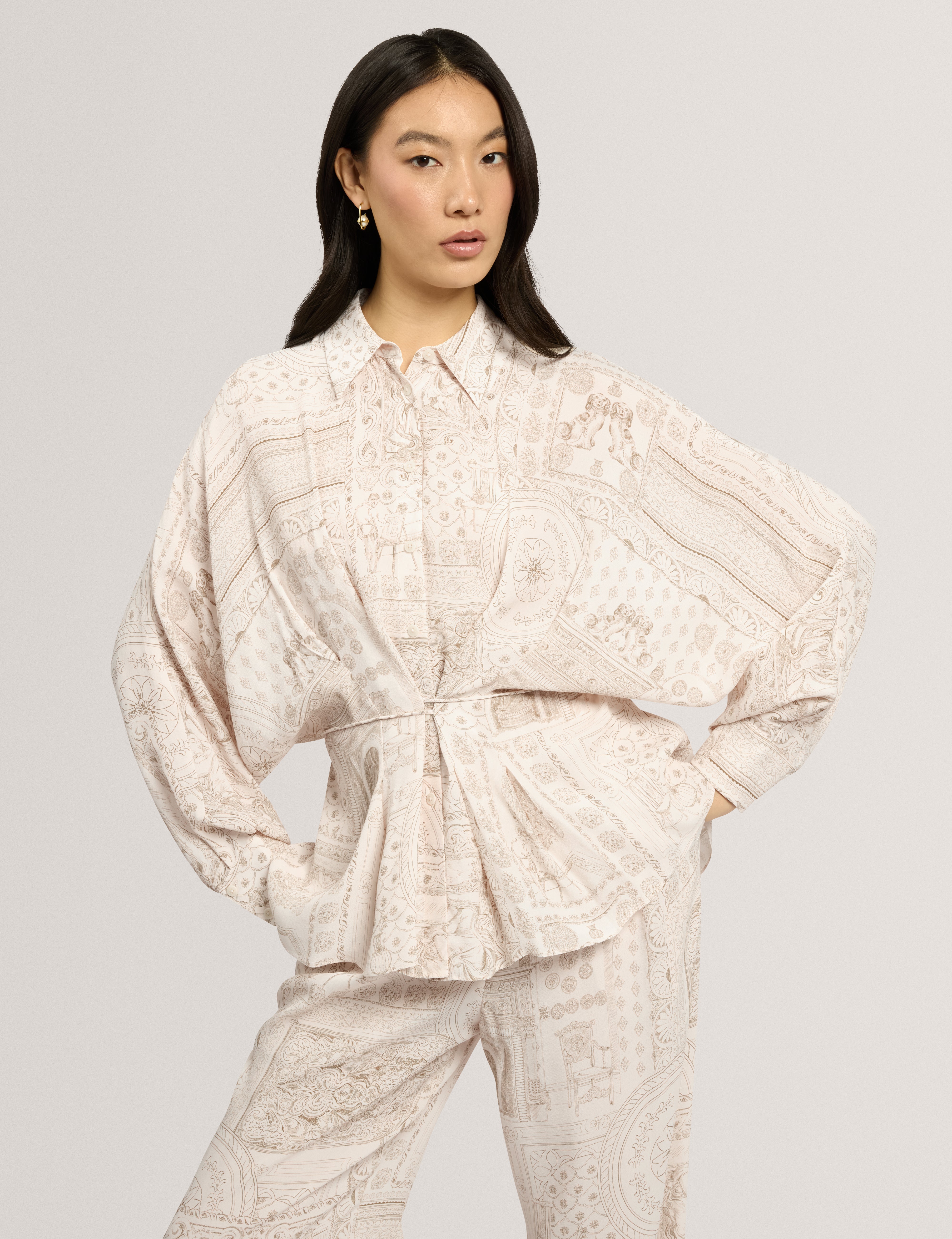 Layti Printed Tie Detail Blouse Lt-Grey