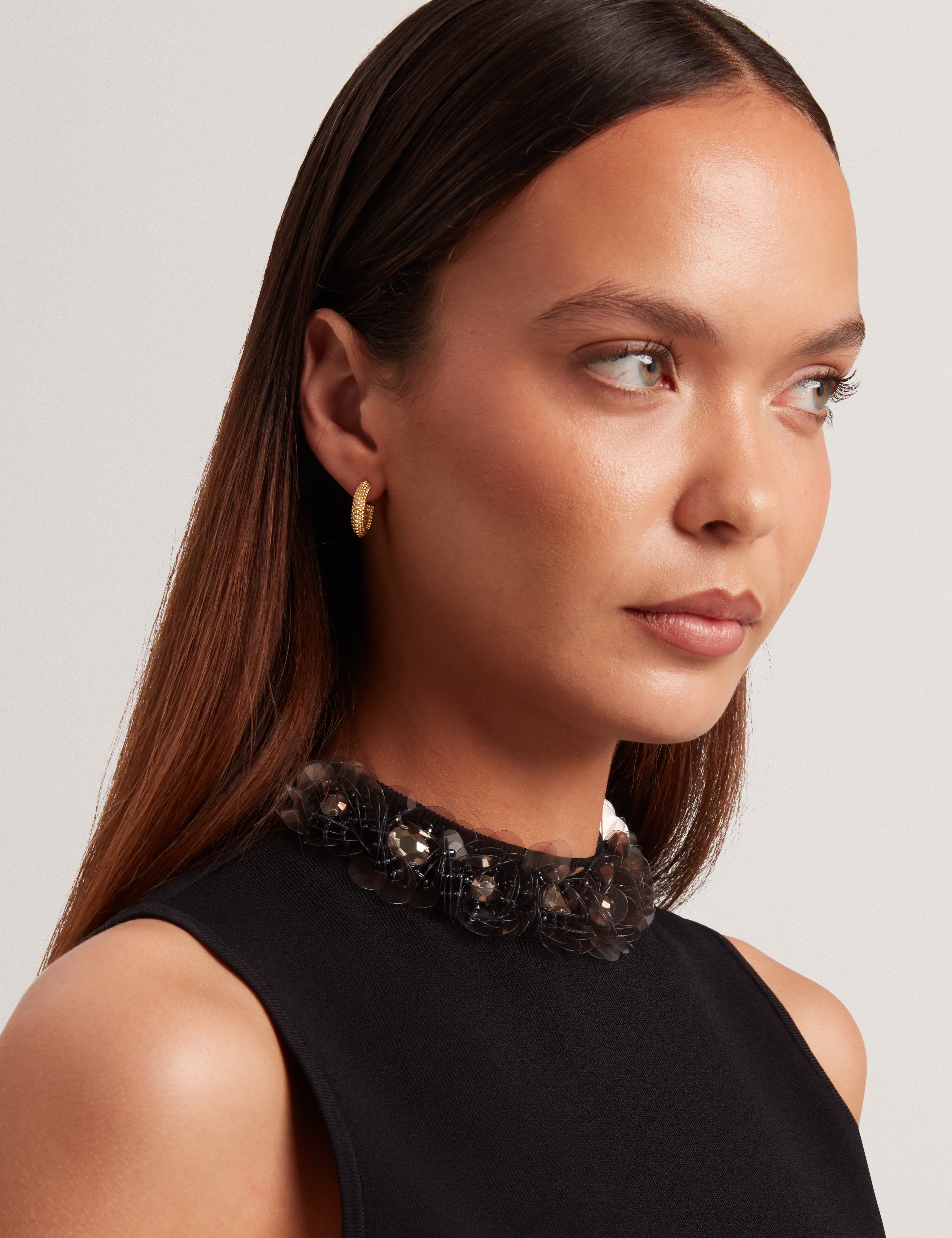 Sivra Bodycon Embellished Midi Dress Black
