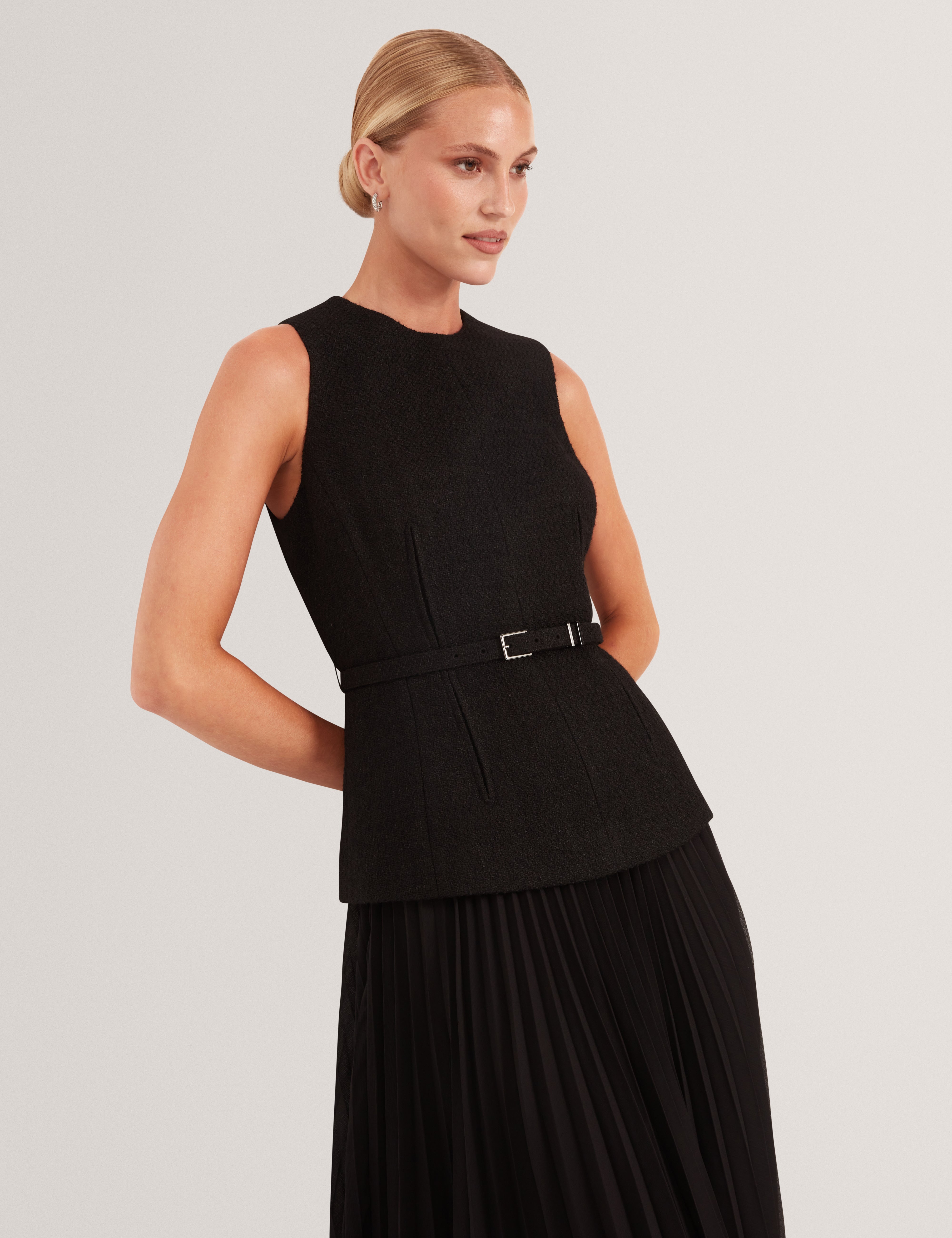 Raddimk Boucle Top Pleated Midi Dress Black