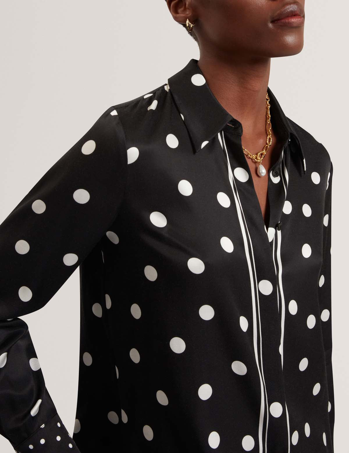 Adelzi Printed Longline Shirt Black