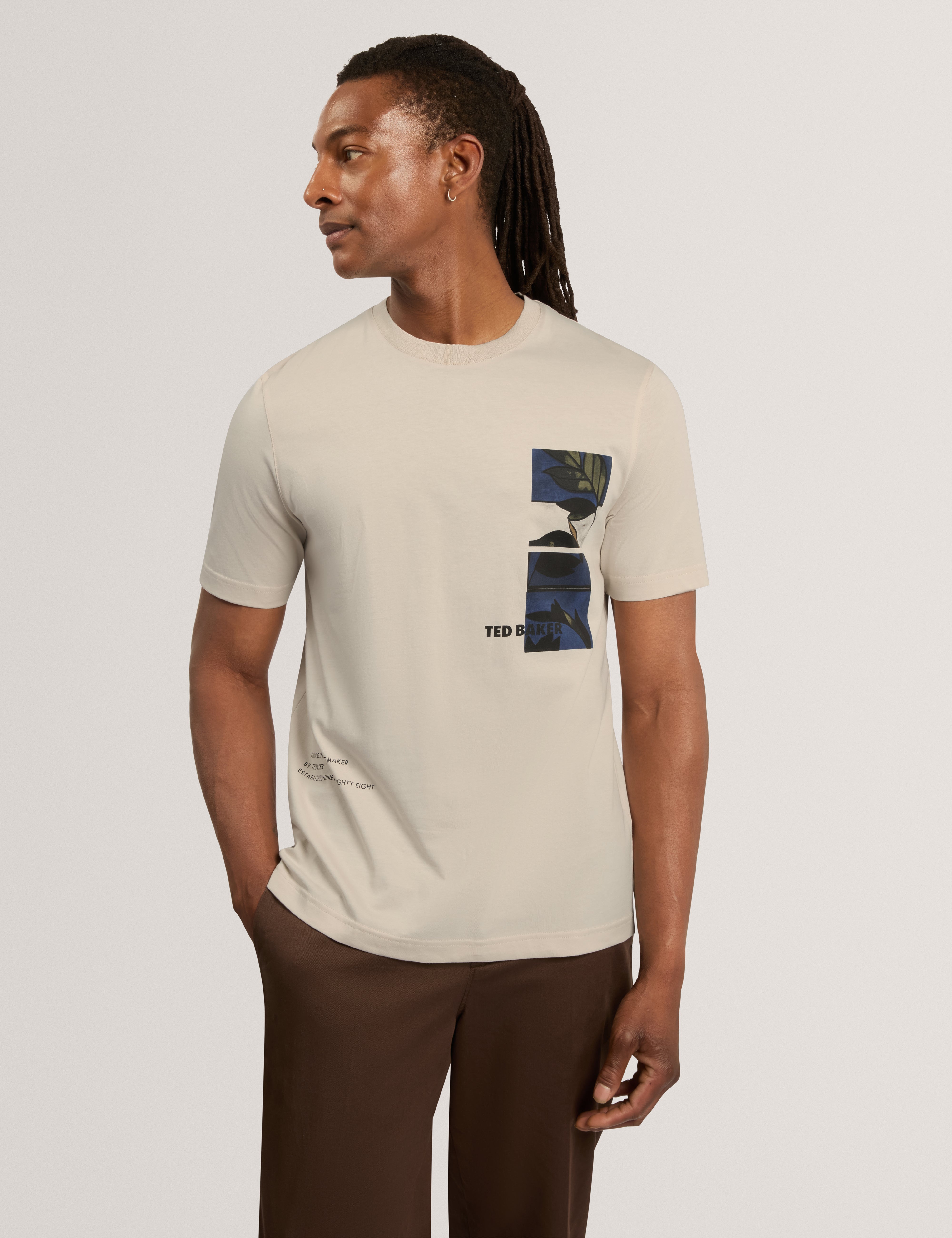 Giless Short Sleeve Regular Graphic T-Shirt Ecru
