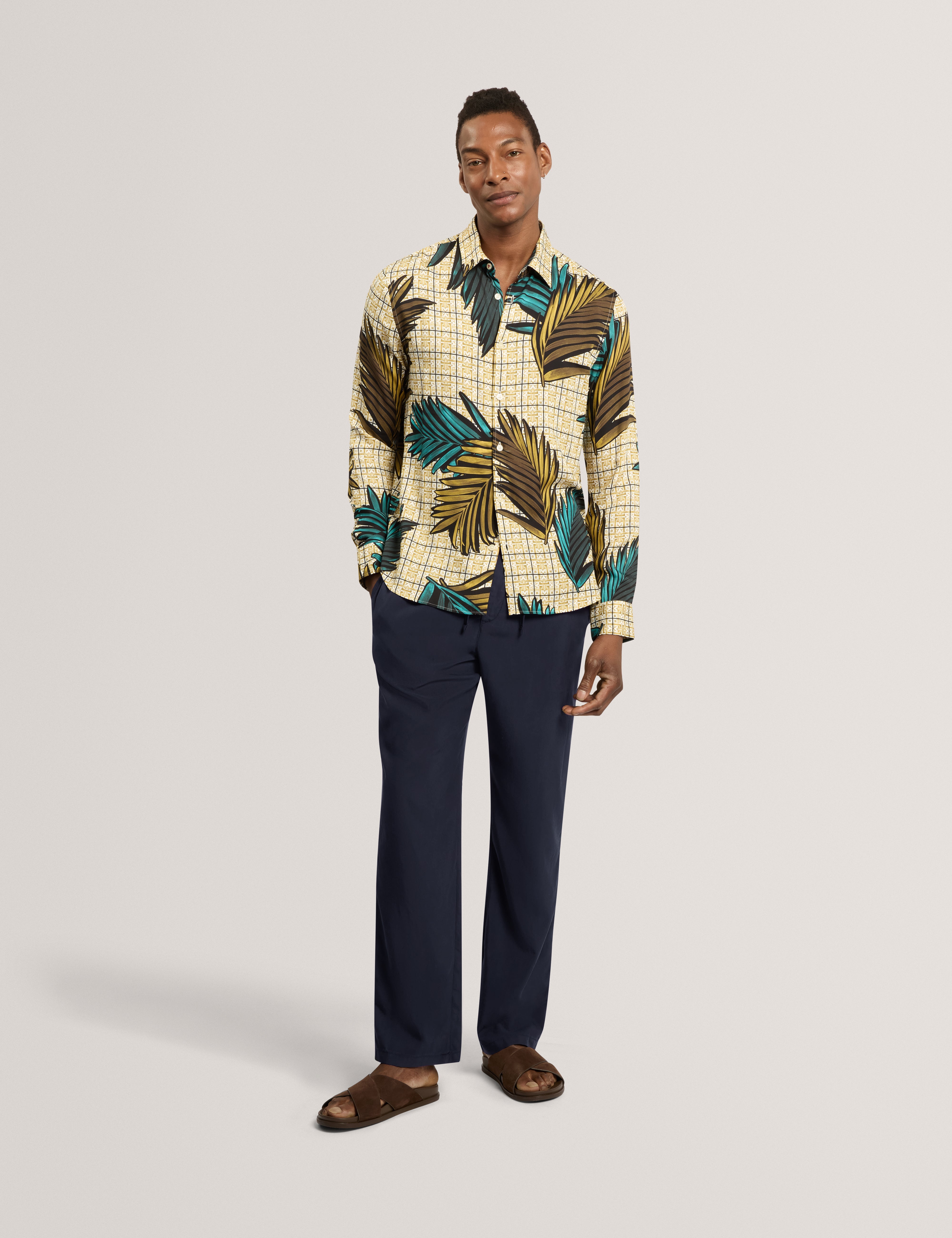 Kiilian Tapered Lyocell Elasticated Trouser Navy