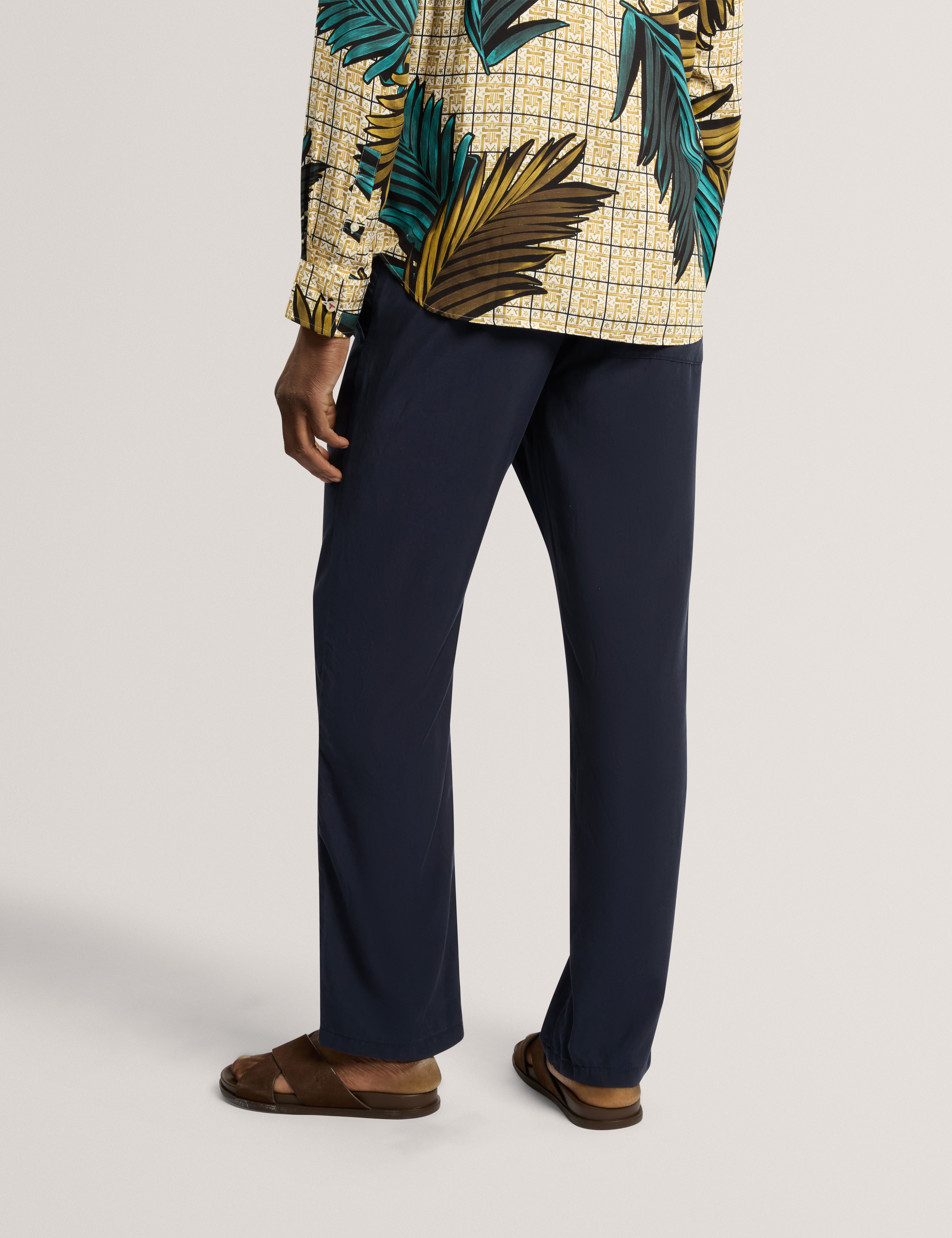 Kiilian Tapered Lyocell Elasticated Trouser Navy