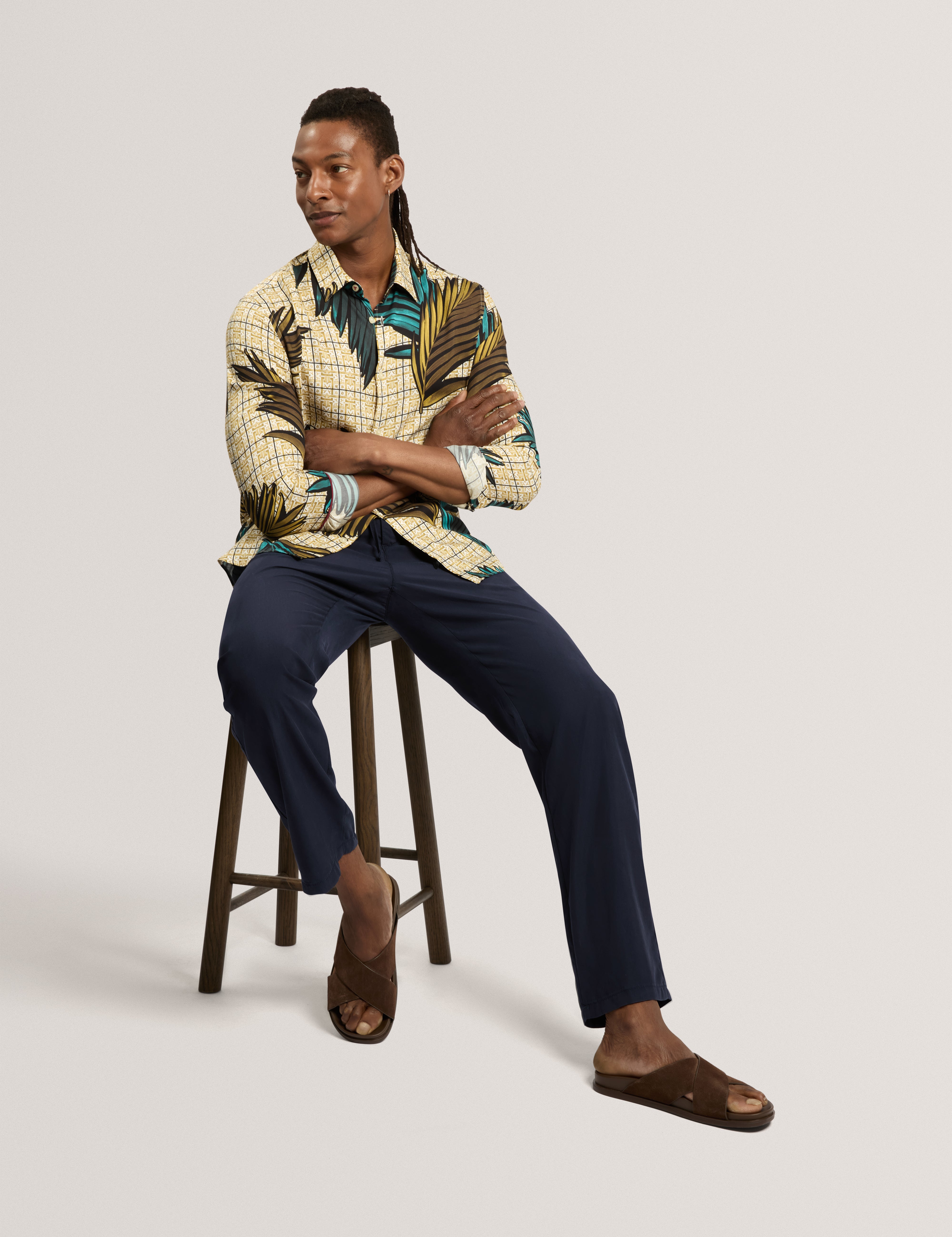 Kiilian Tapered Lyocell Elasticated Trouser Navy