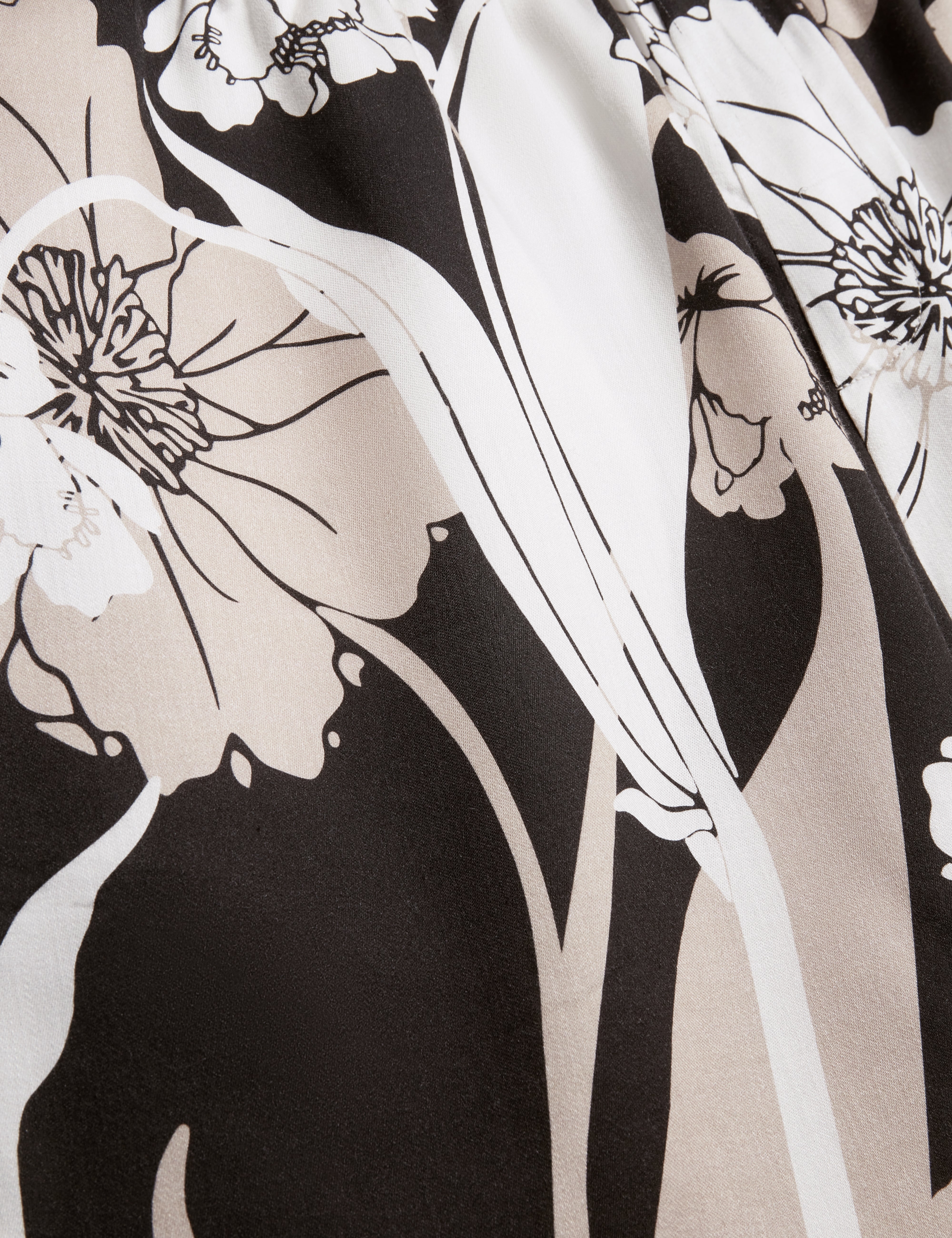 Elthamm Relaxed Bold Floral Print Short Stone