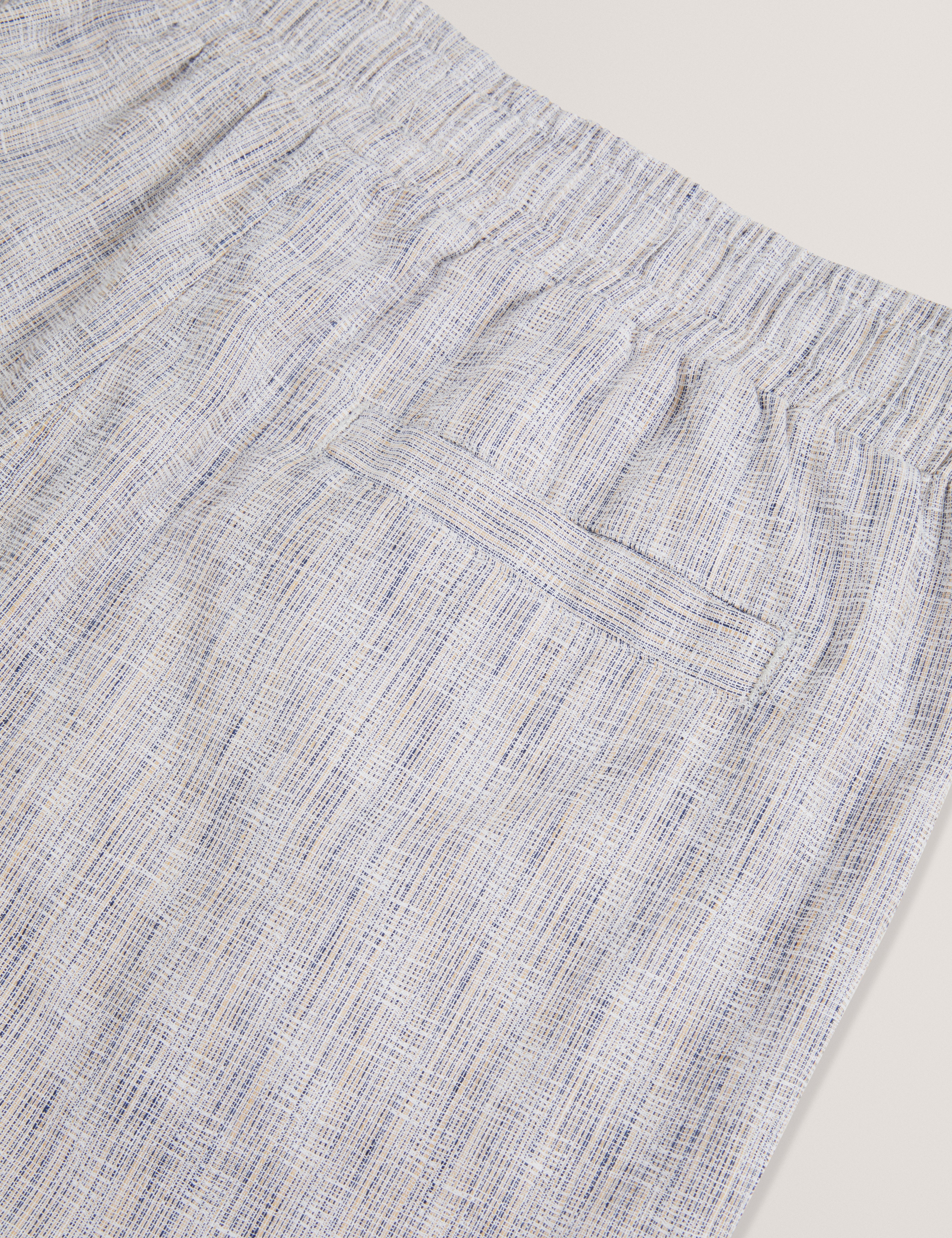 Reusy Relaxed Grindle Short Ecru