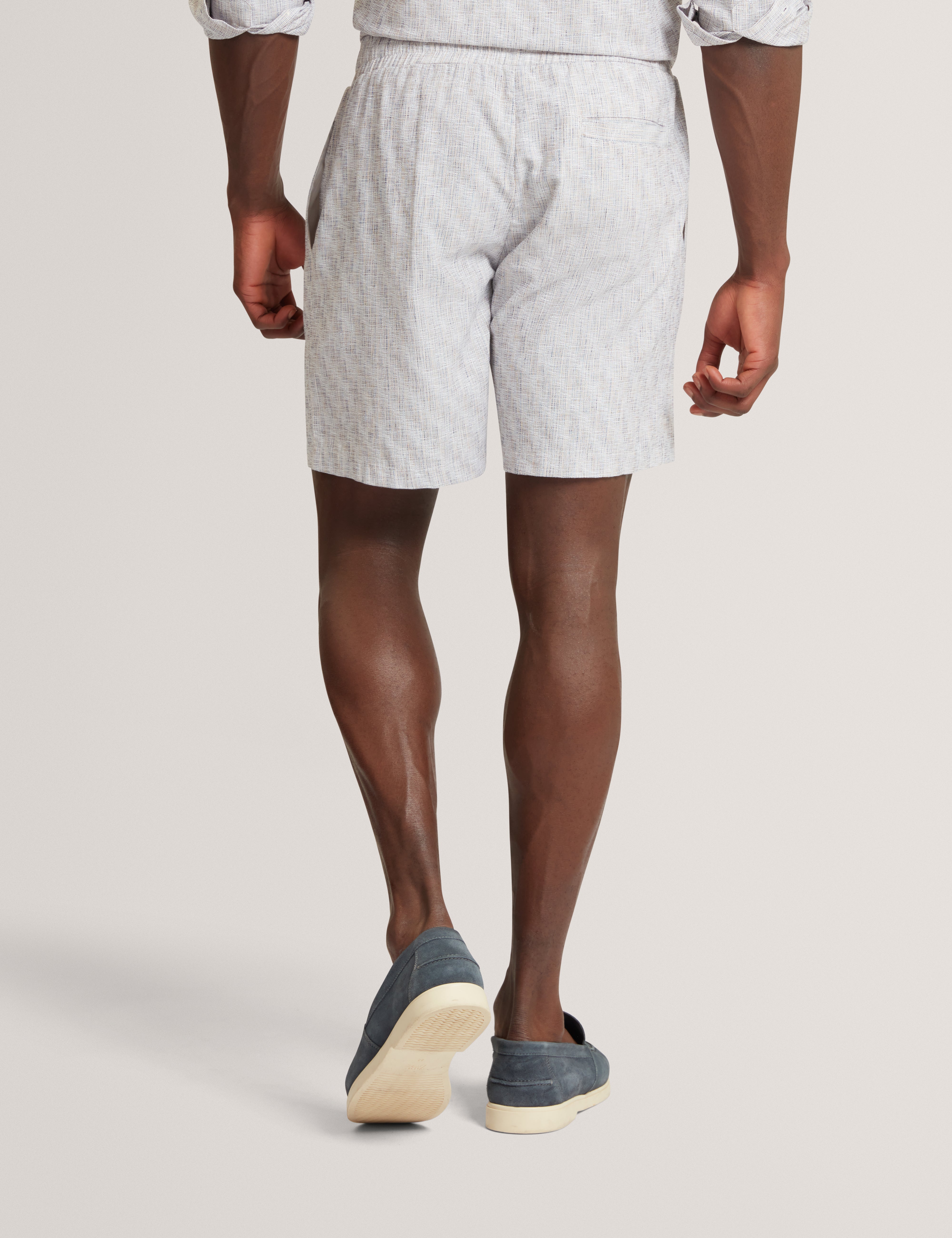 Reusy Relaxed Grindle Short Ecru