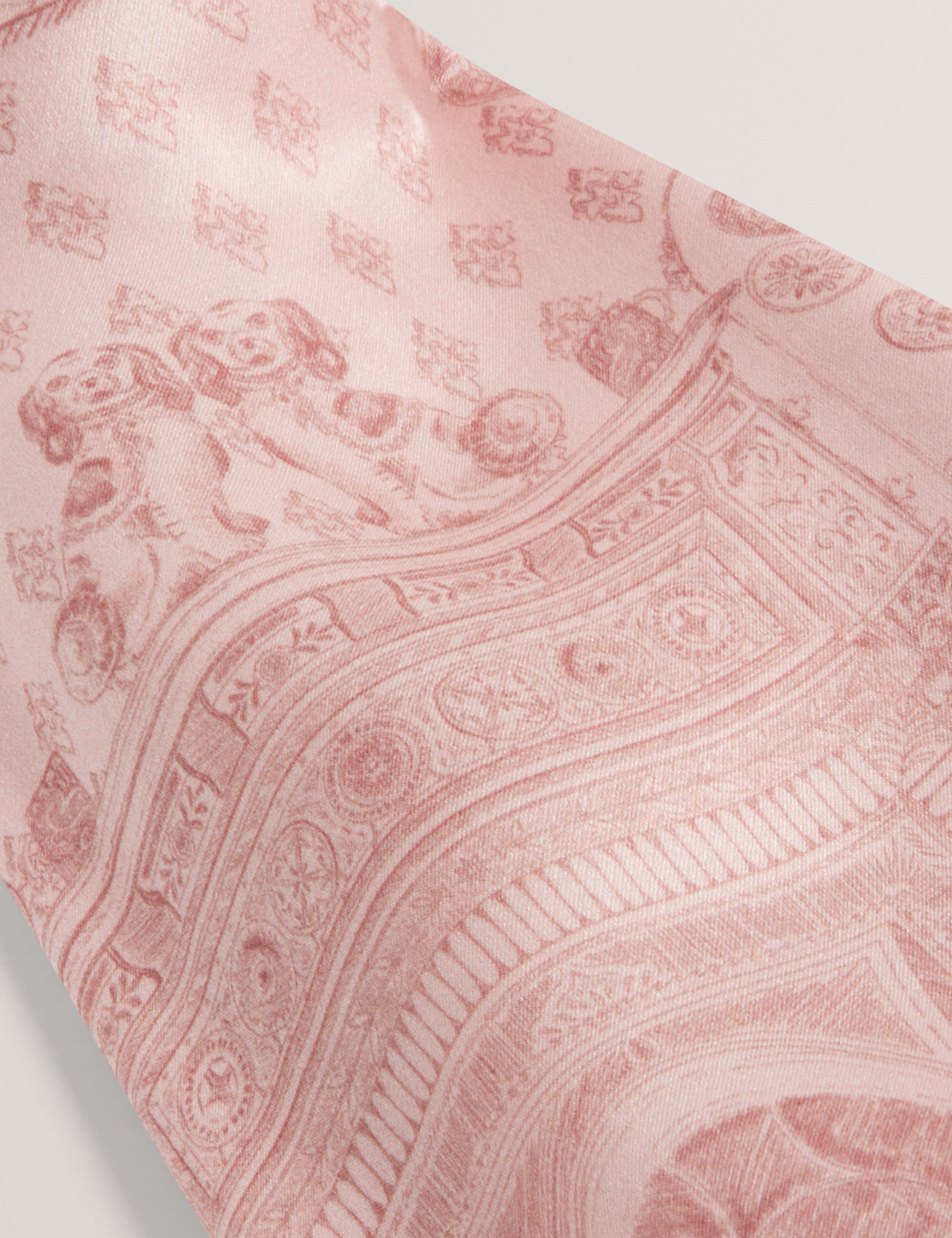Kennee Square Silk Printed Scarf Pink