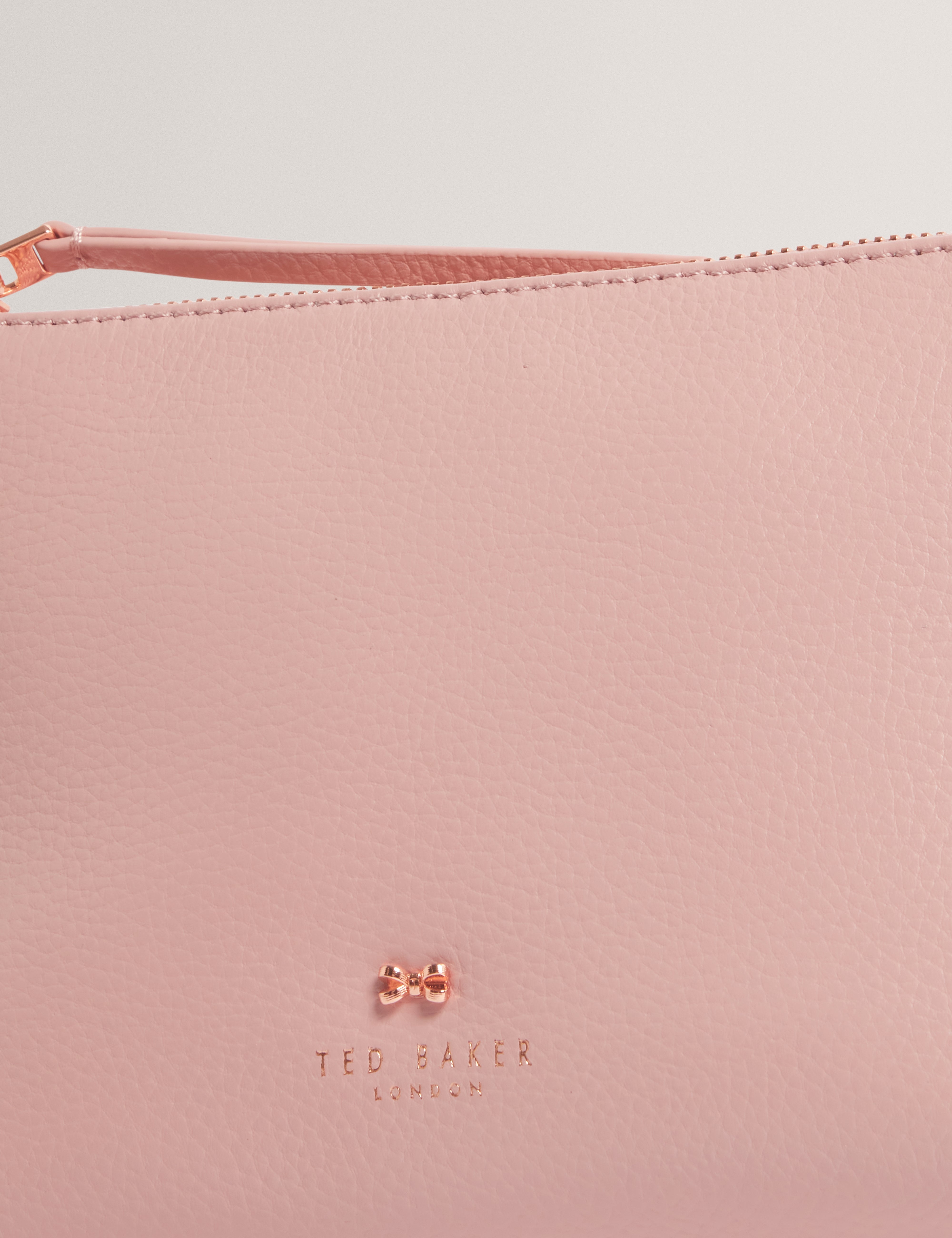Manii Bow Detail Leather Wash Bag Pl-Pink