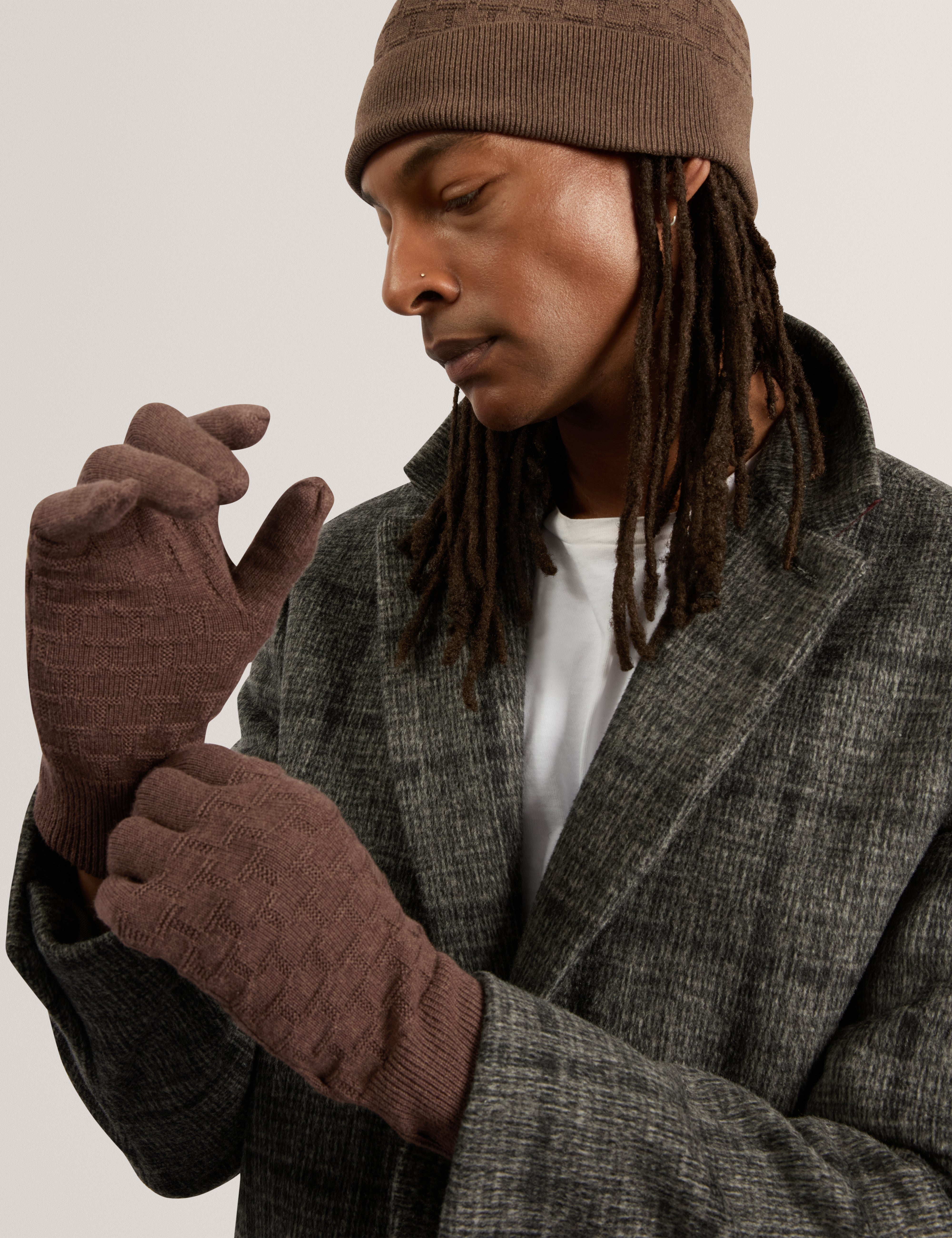 Nathann T Repeat Knitted Hat And Glove Set Brown