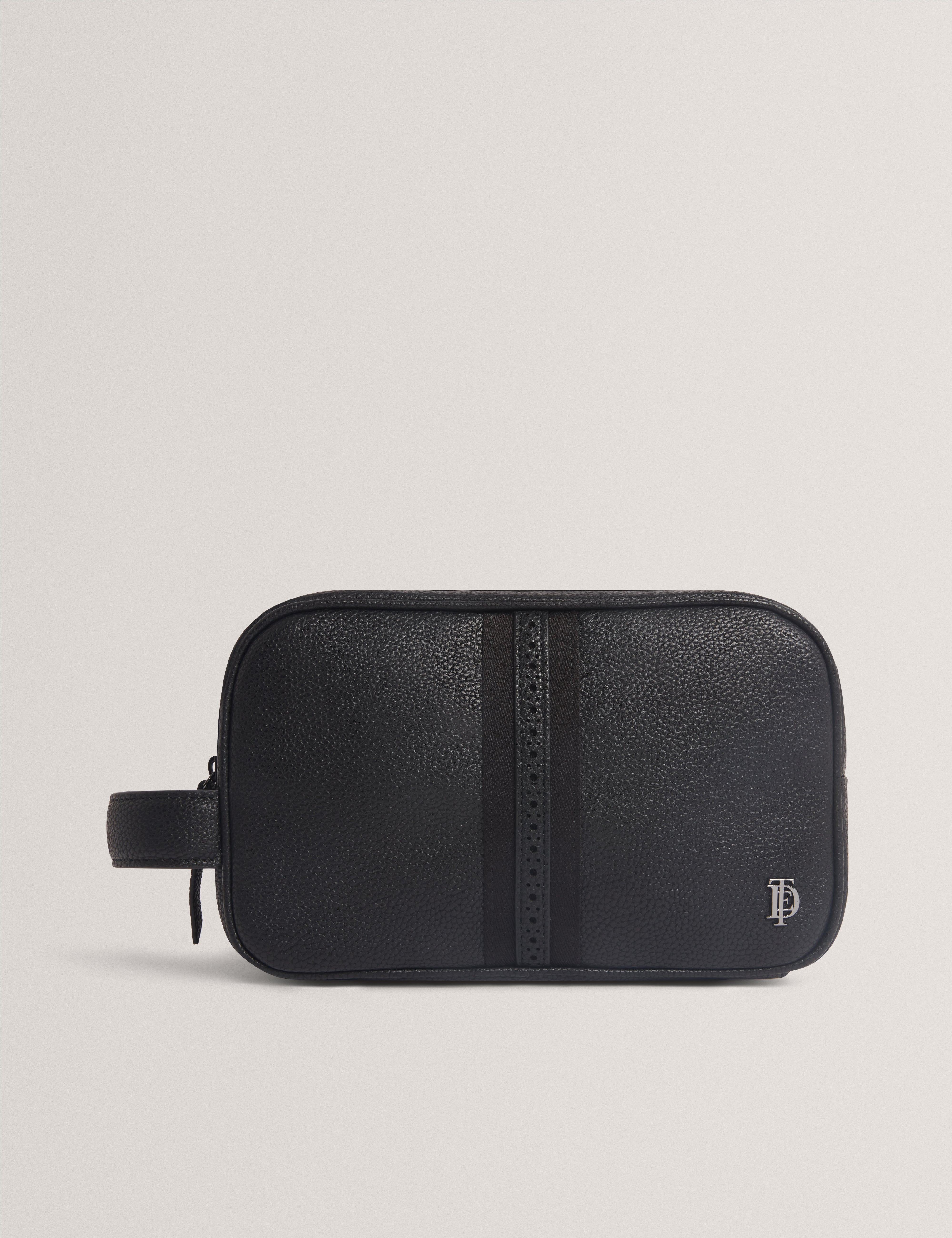 Kiirann Pu Brogue Detail Washbag Black