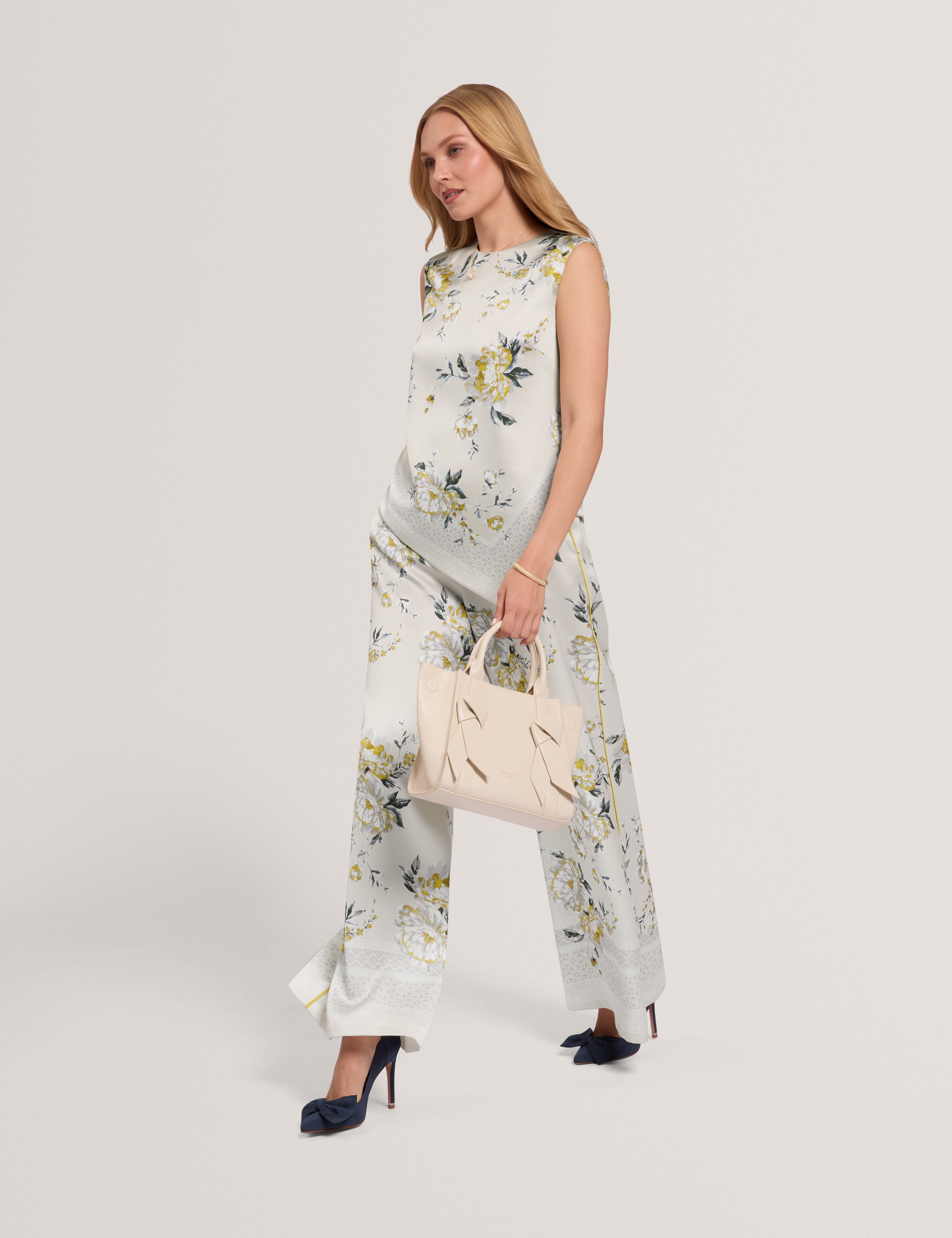 Fusta Floral Printed Wide Leg Trouser Lt-Grey