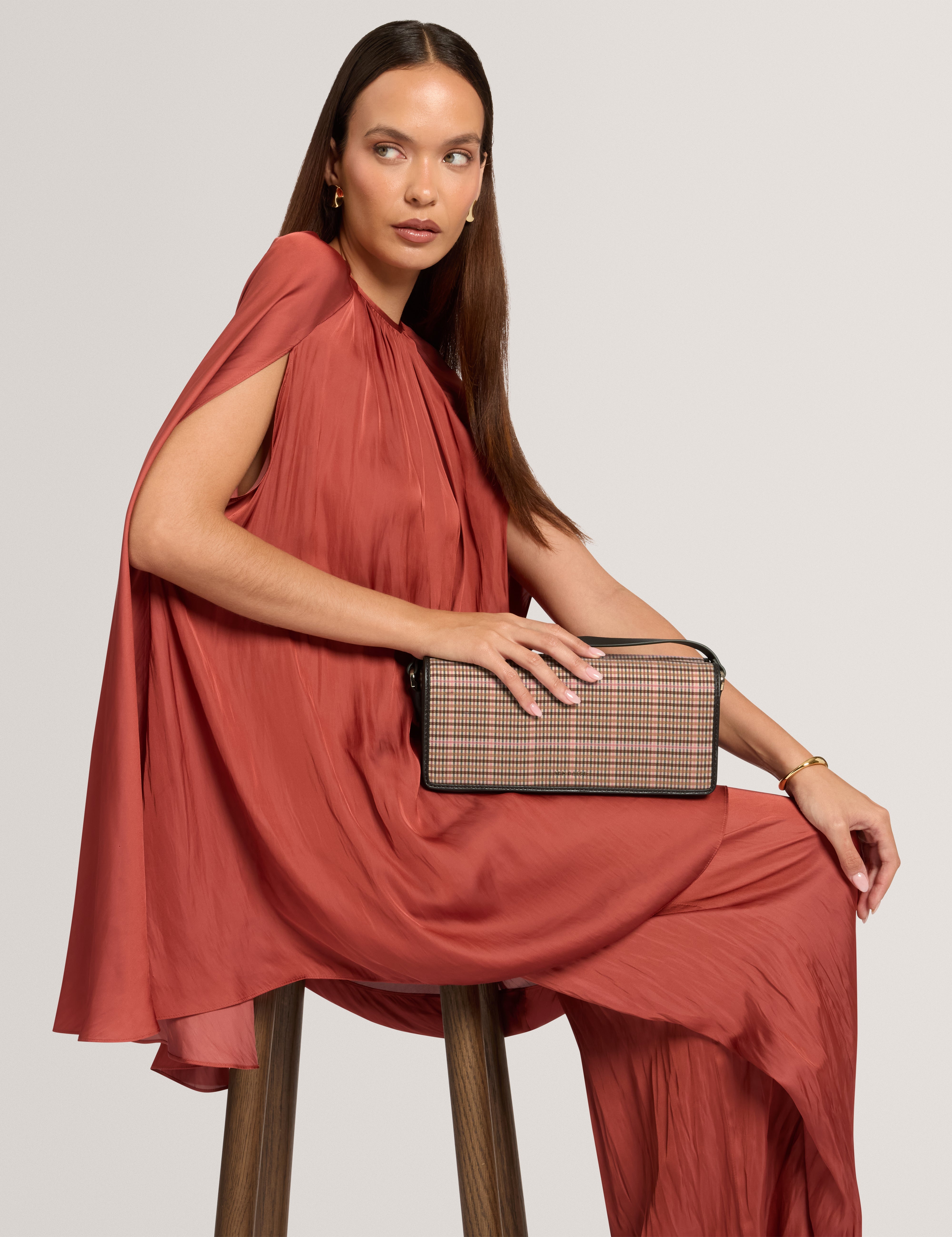 Tylori Check Detail Shoulder Bag Taupe