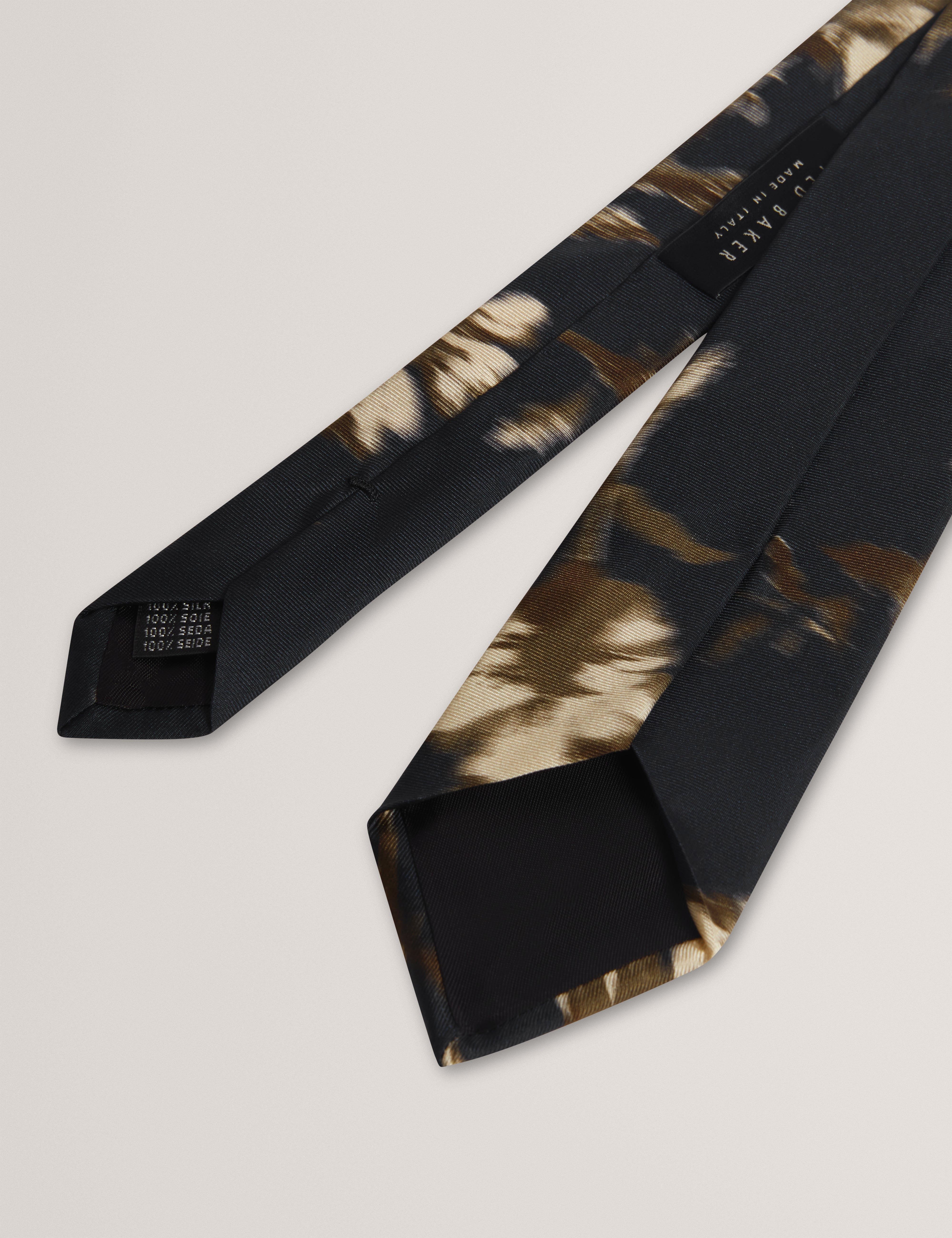 Tinchy Blurred Floral Print Silk Tie Navy