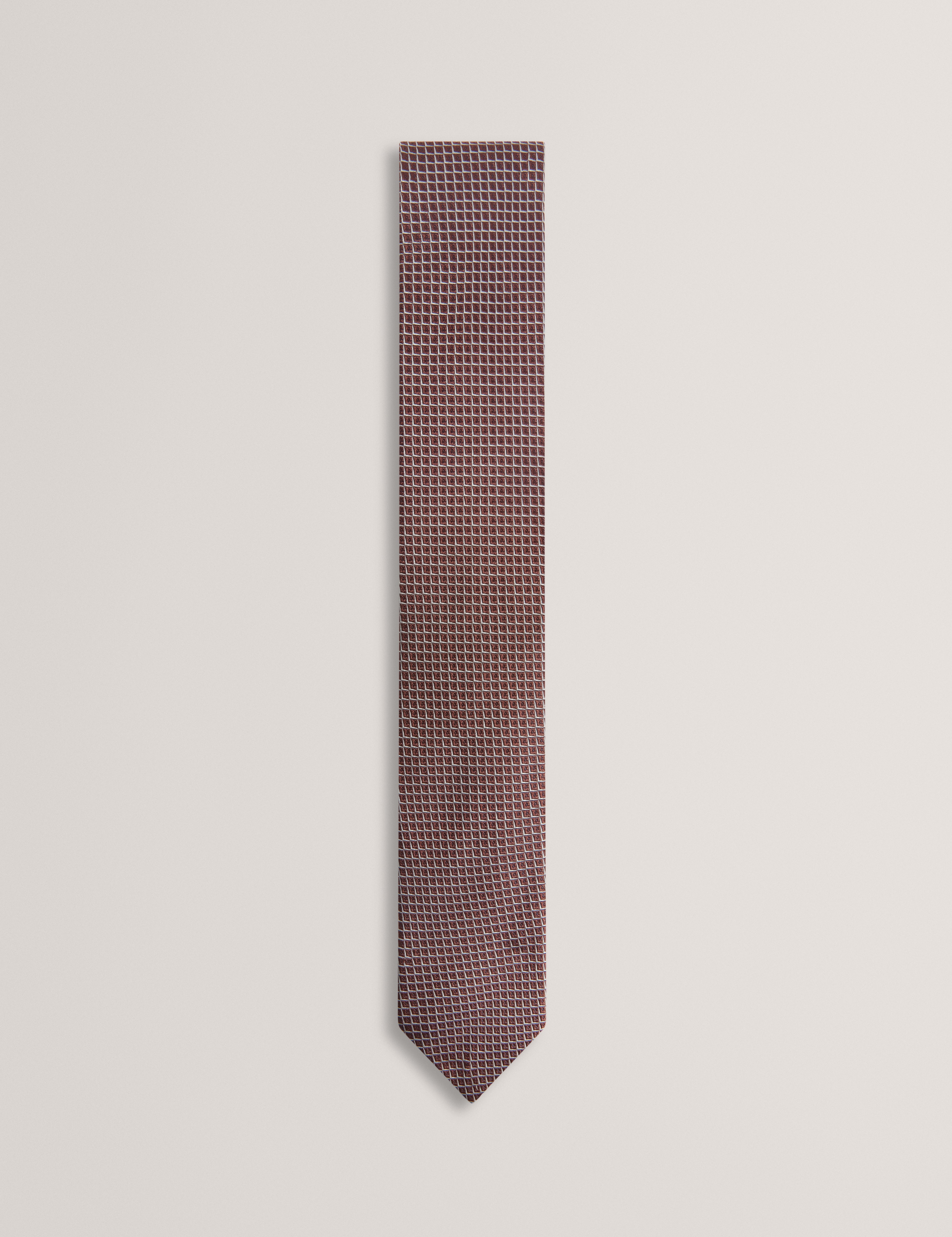 Hiyde Semi Plain Jackquard Silk Tie Maroon