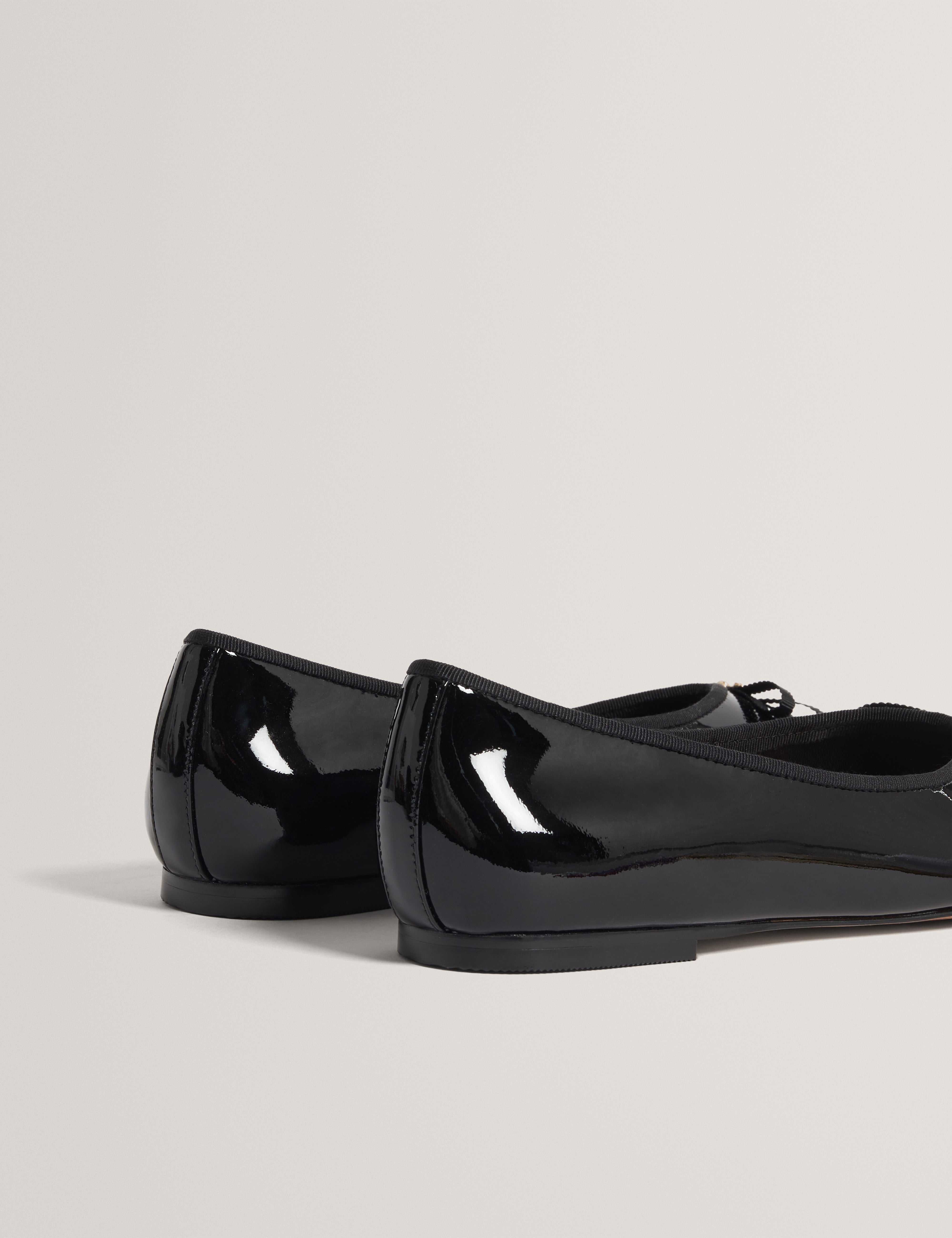 Boweat Bow Ballet Flat Black