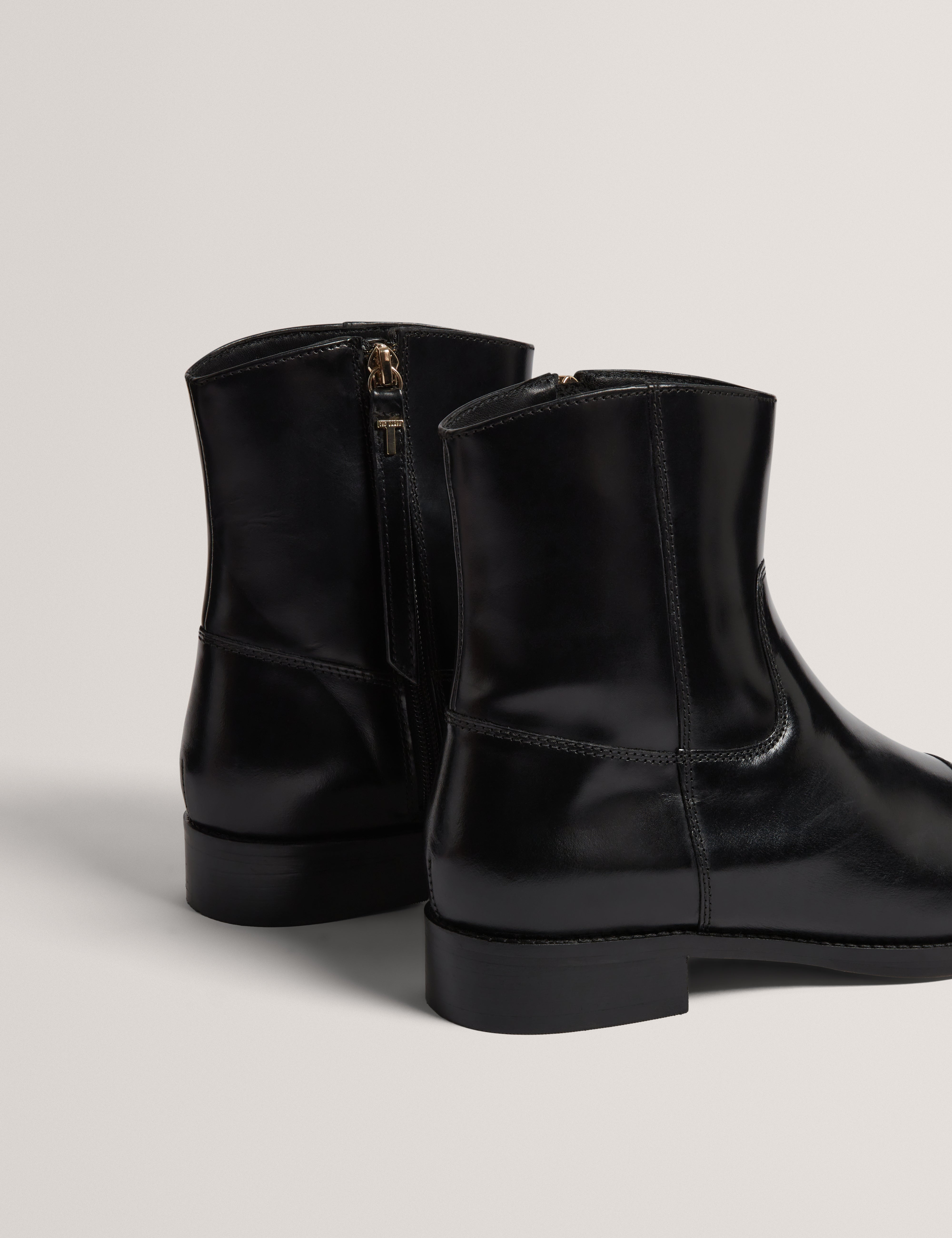 Aabsa Ankle Flat Boot Black