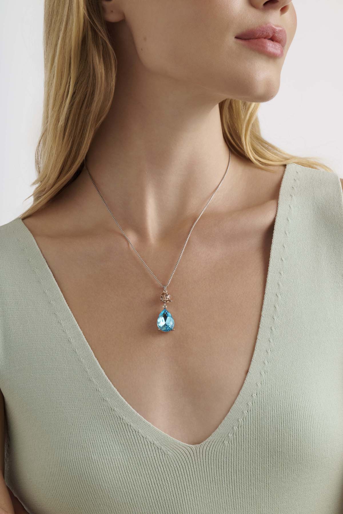 Tearsa Crystal Teardrop Pendant Necklace Peach