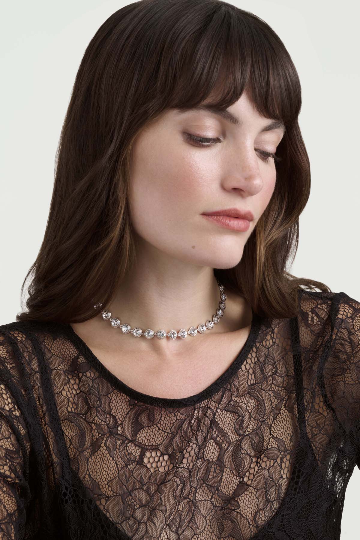 Solanna Solitaire Sparkle Crystal Chain Crystal