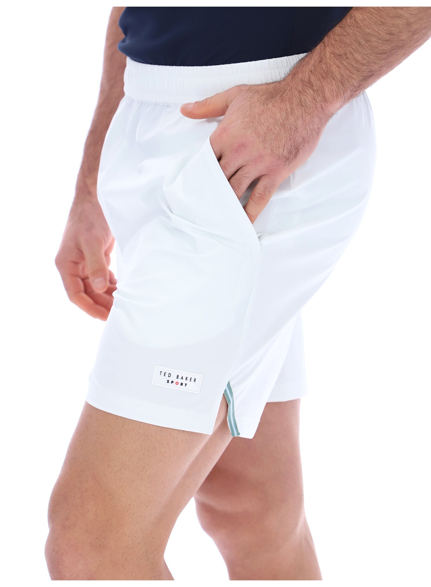 THEODORE Shorts White