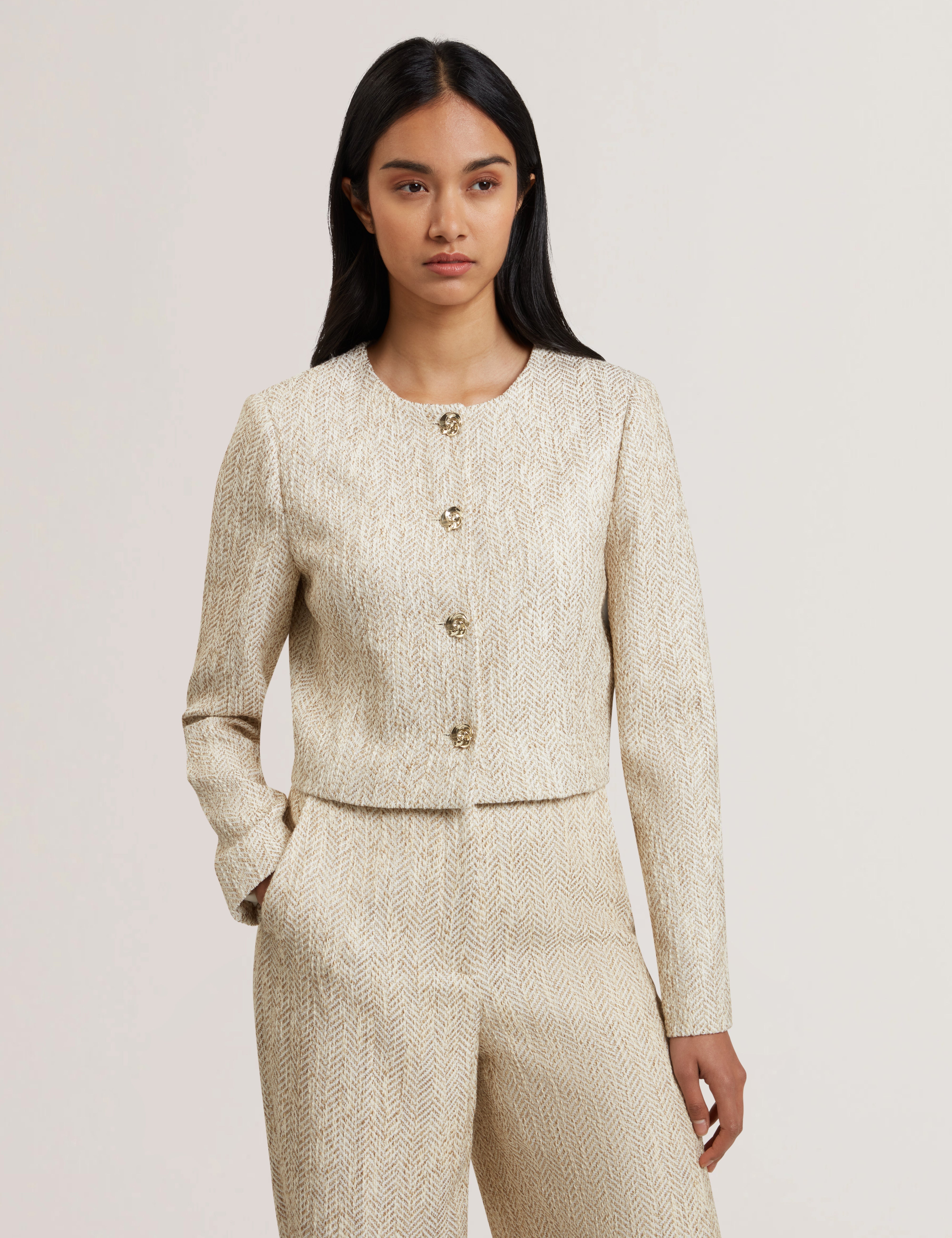 Vulpa Tailored Boucle Fitted Cropped Ivory