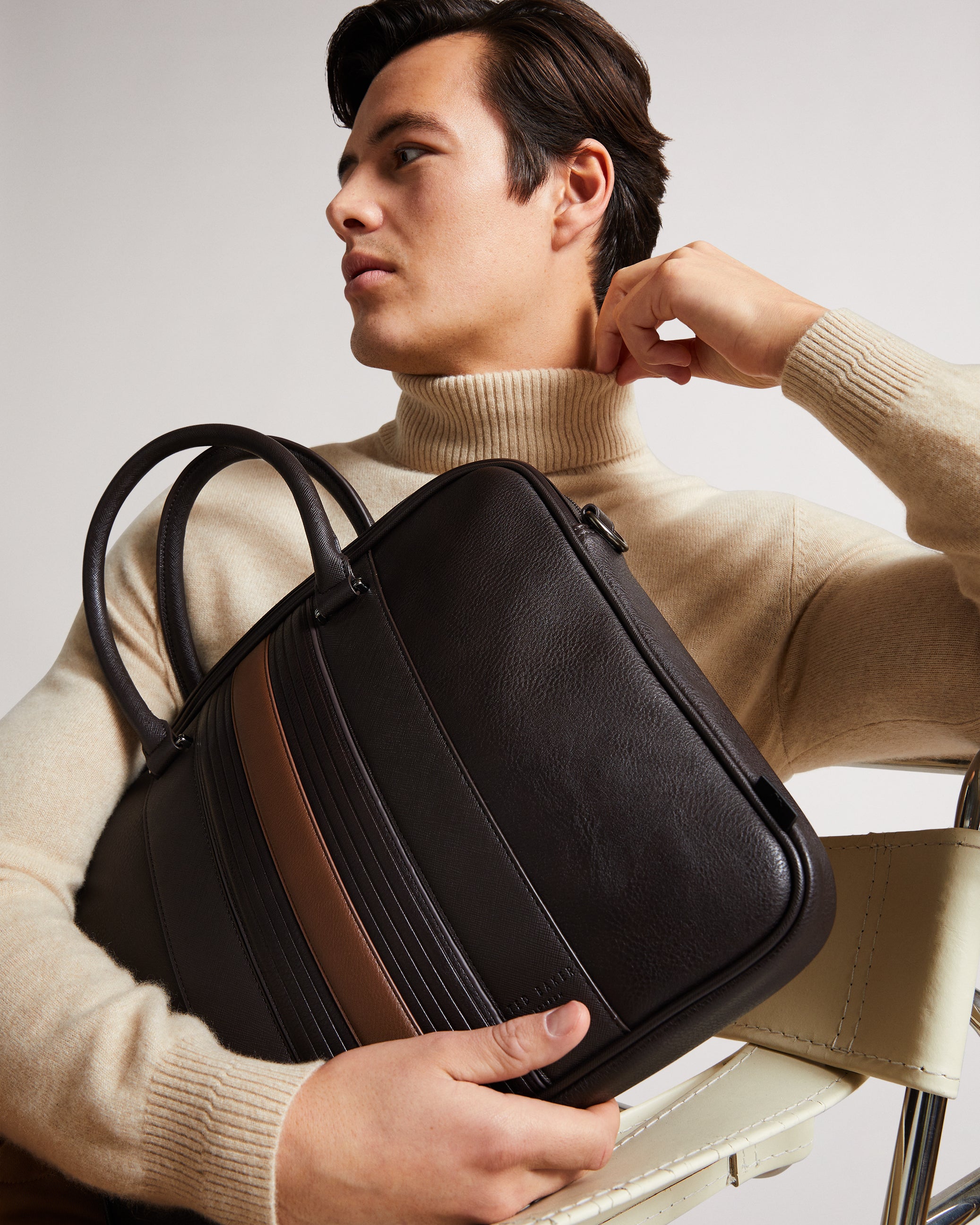 Nevver Striped Pu Document Bag Brn-Choc